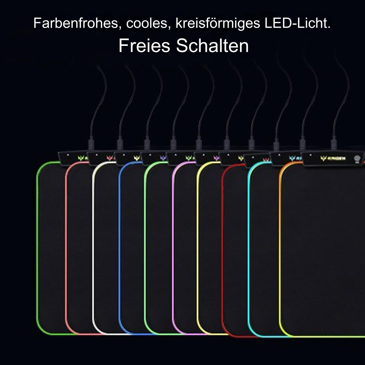 LED-Gaming-Mauspads in verschiedenen Farben. Schwarzer Hintergrund.