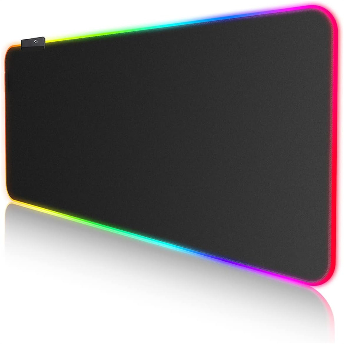 Schwarzes Mauspad mit RGB-Beleuchtung. Das Pad hat eine rechteckige Form.