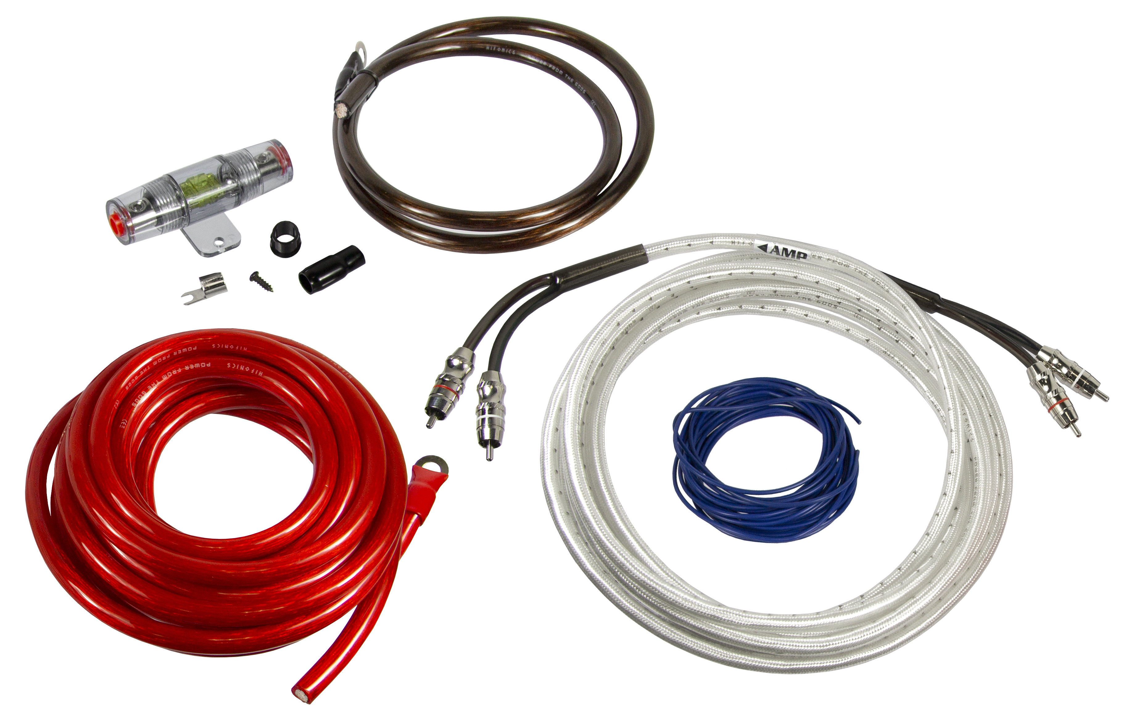 Auto-Audiokabel und -komponenten, einschließlich roter und klarer Kabel, auf weißem Hintergrund.