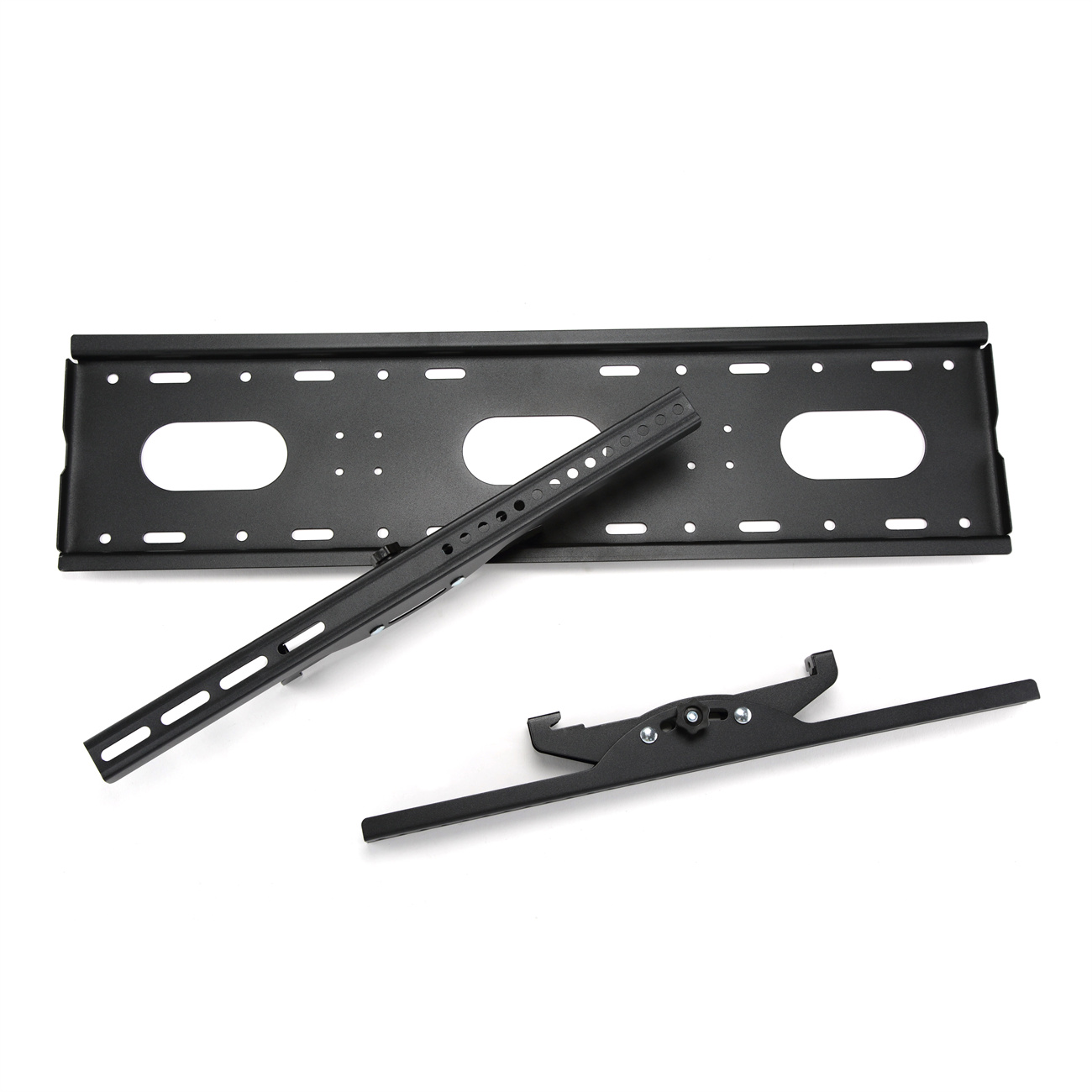 Schwarze TV-Halterungsteile aus Metall. Weißer Hintergrund.