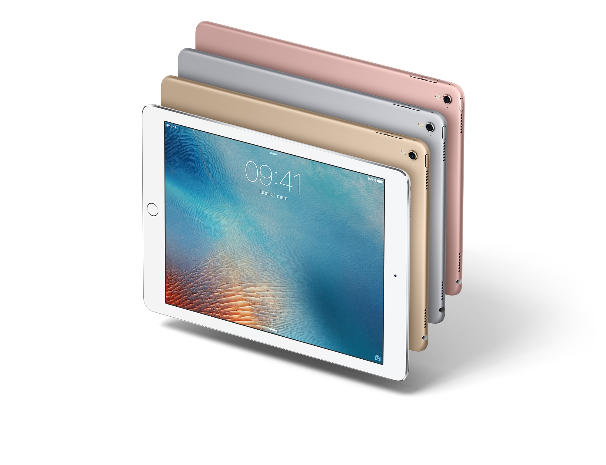 Una fila di iPad in vari colori, angolati verso lo spettatore.