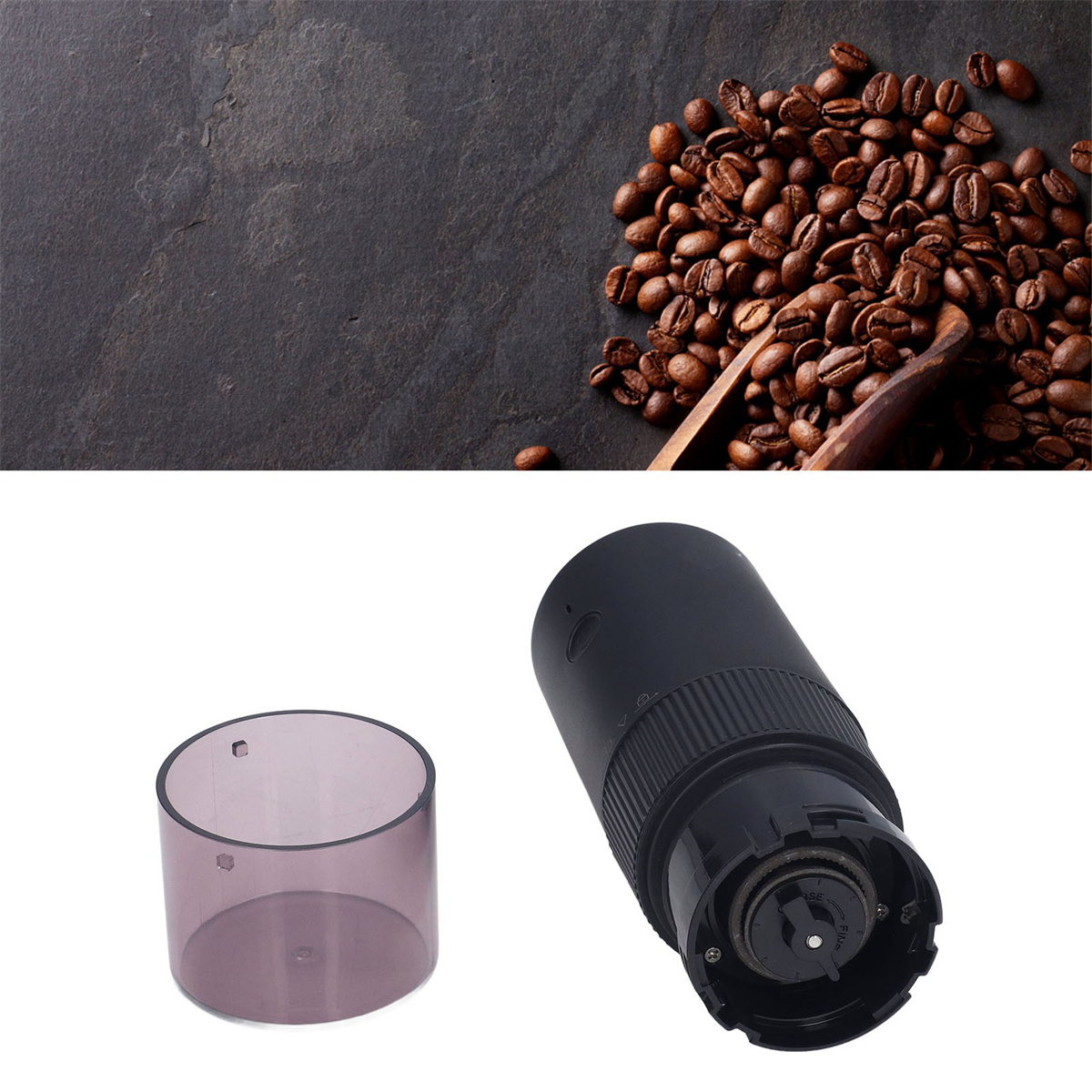 Kaffeebohnen, Holzlöffel und Mühle auf schwarzer Oberfläche. Eine schwarze Mühle und ihre Teile.