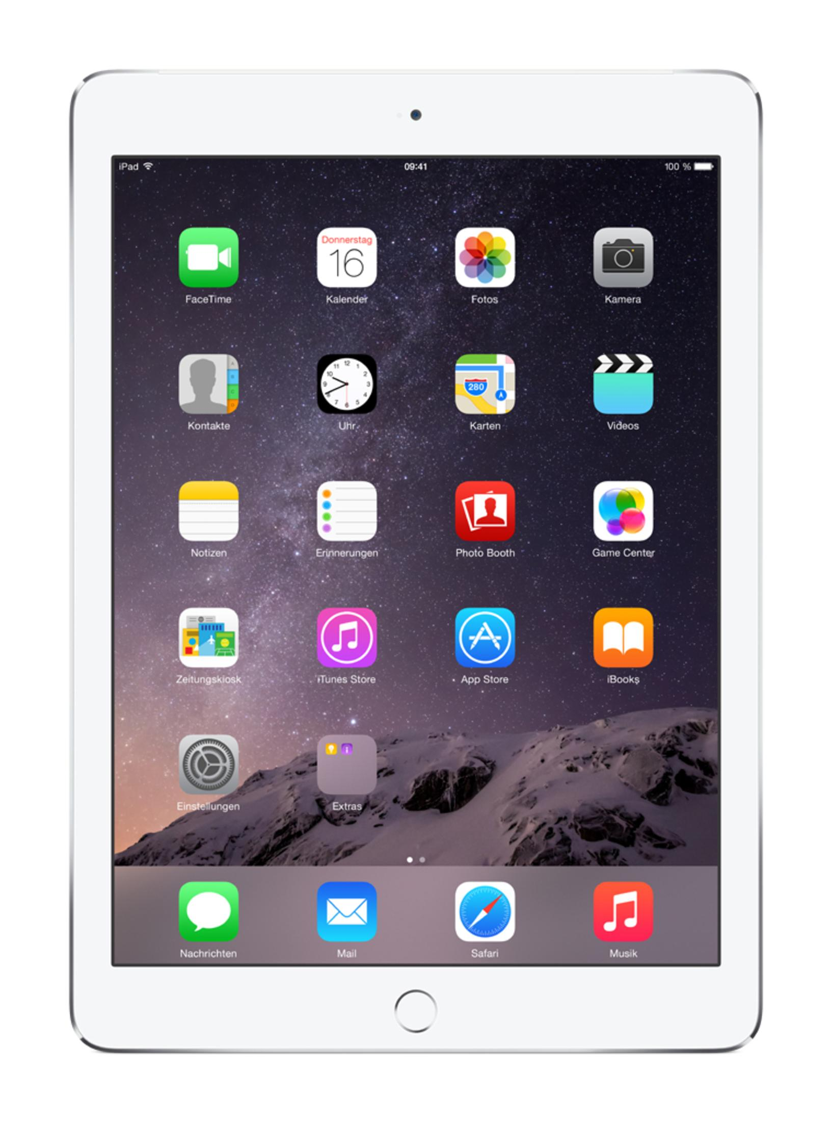 iPad bianco con schermata home e icone app. Sfondo: paesaggio montuoso.