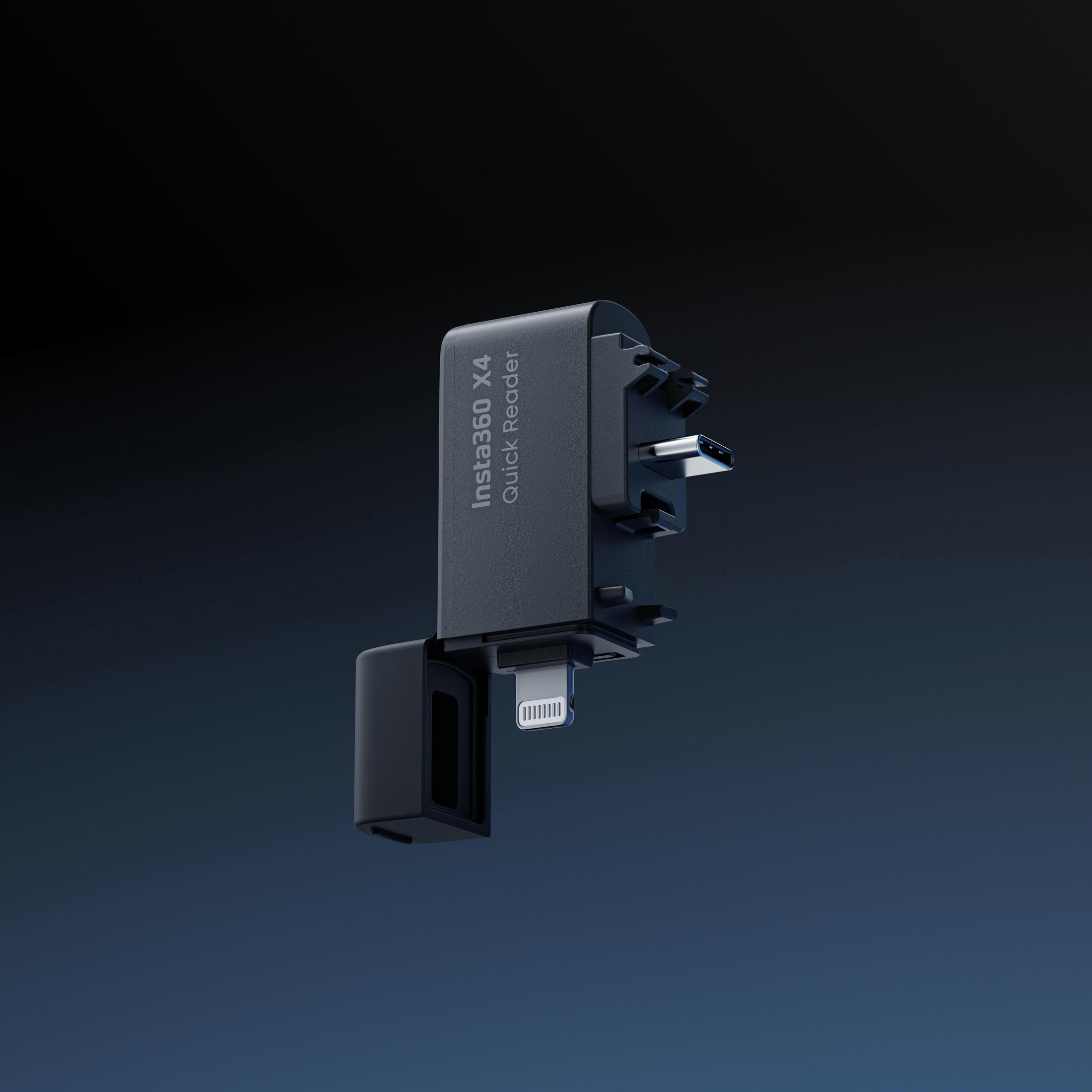 Lettore rapido Insta360 X4 nero, varie porte. Il dispositivo è scuro su sfondo blu-nero sfumato.