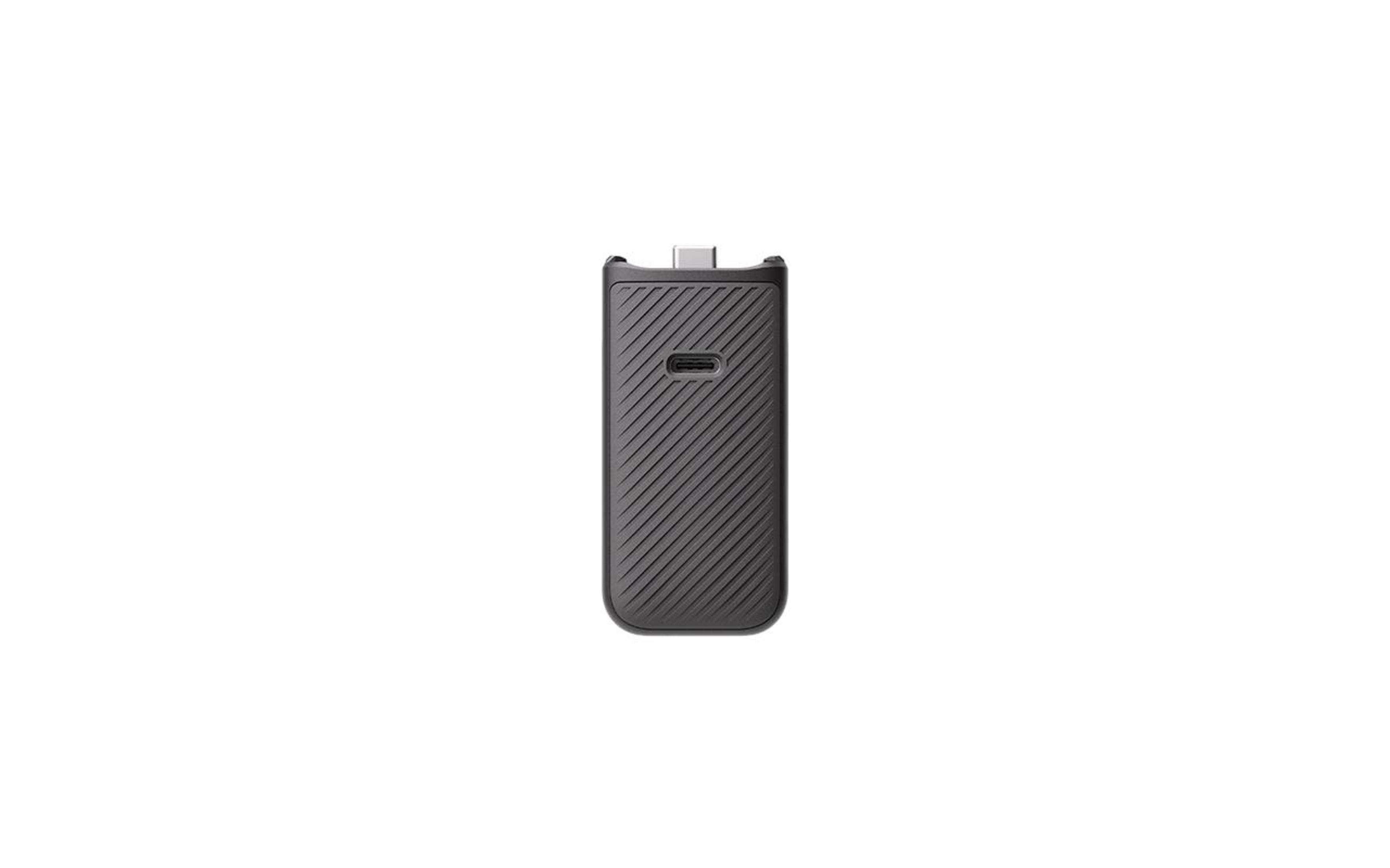 Dispositivo rettangolare nero con porta USB-C, isolato su bianco.