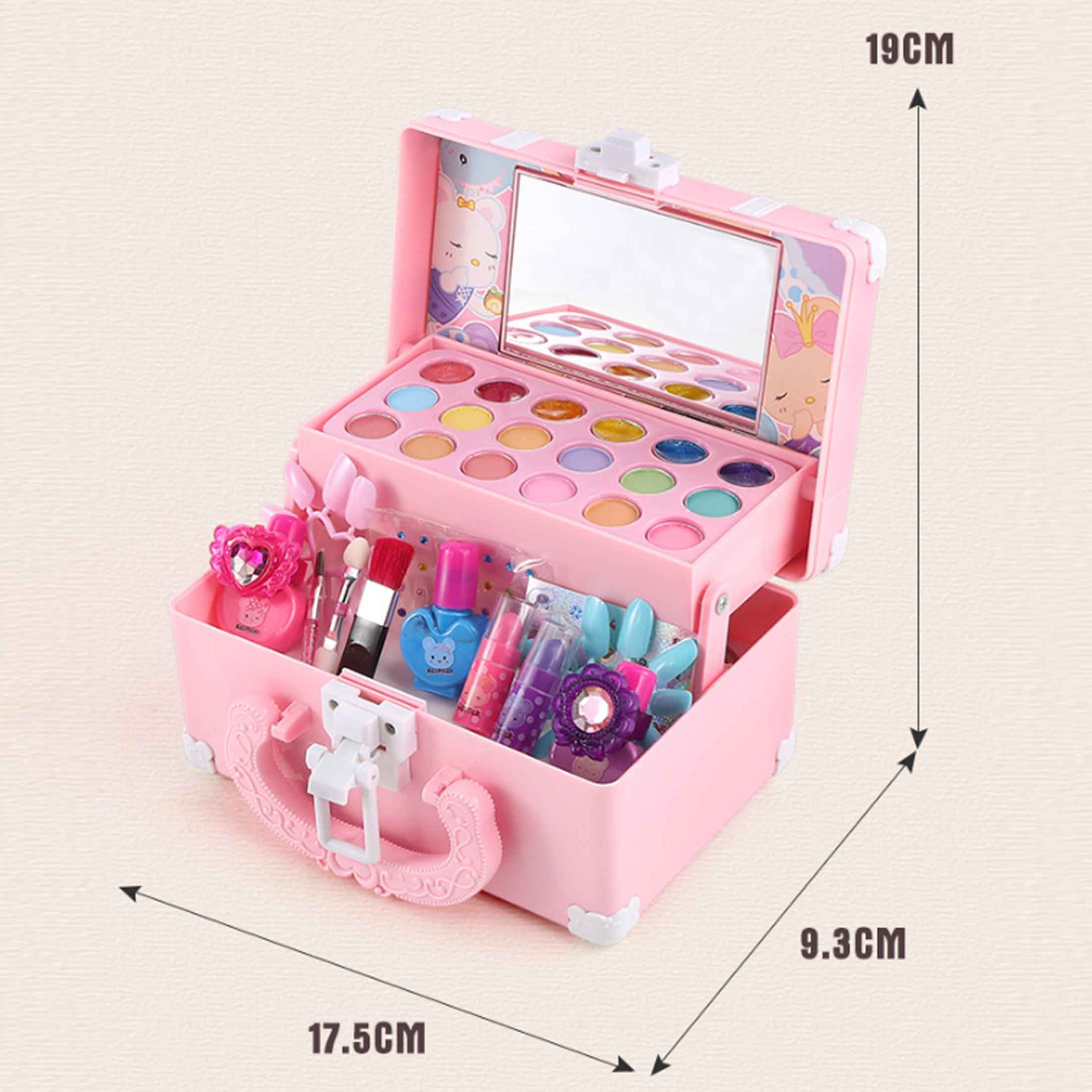 Eine rosa Schminkbox ist geöffnet, gefüllt mit Kosmetika, Abmessungen sind angegeben.