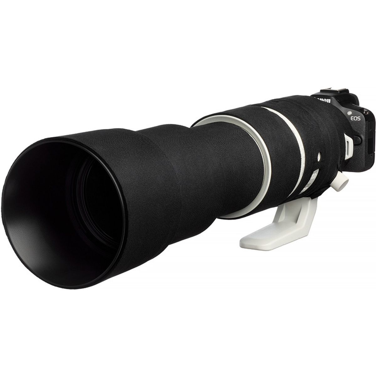 Canon Kamera mit langem schwarzen Objektiv und weißem Ständer, vor weißem Hintergrund.