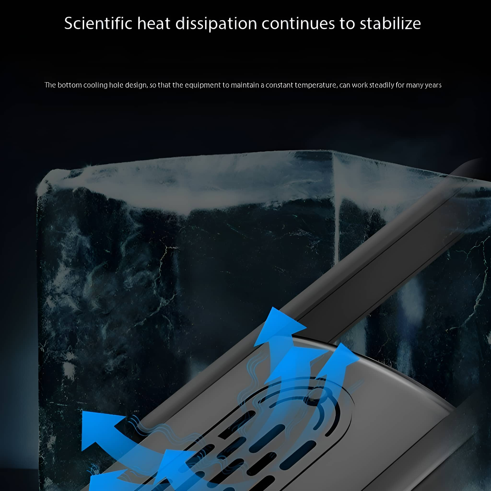 Nahaufnahme eines schwarzen Geräts mit blauen Pfeilen. Text: Wissenschaftliche Wärmeableitung stabilisiert sich weiter.