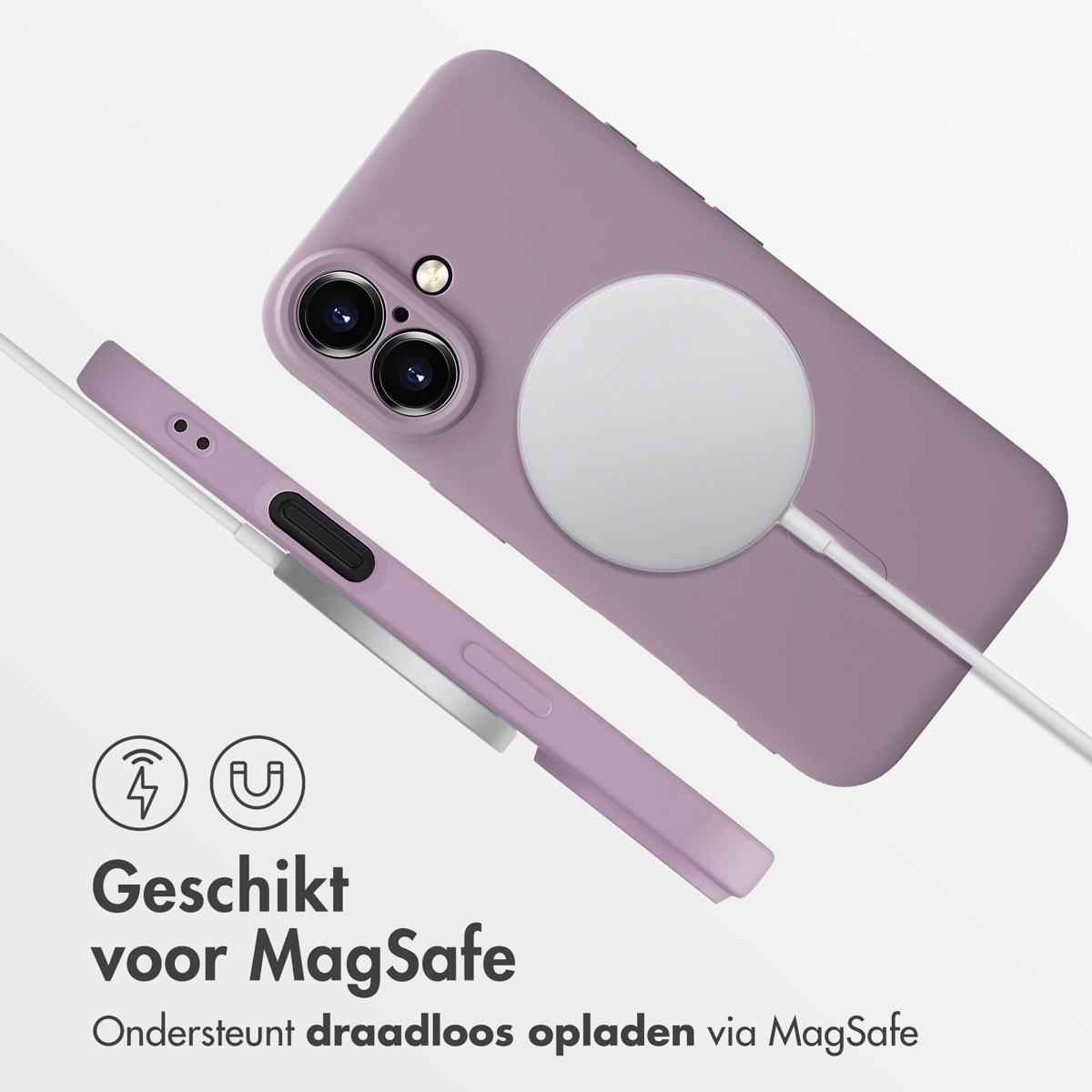 Coque de téléphone violette avec un chargeur MagSafe. La coque et le chargeur sont sur une surface blanche.