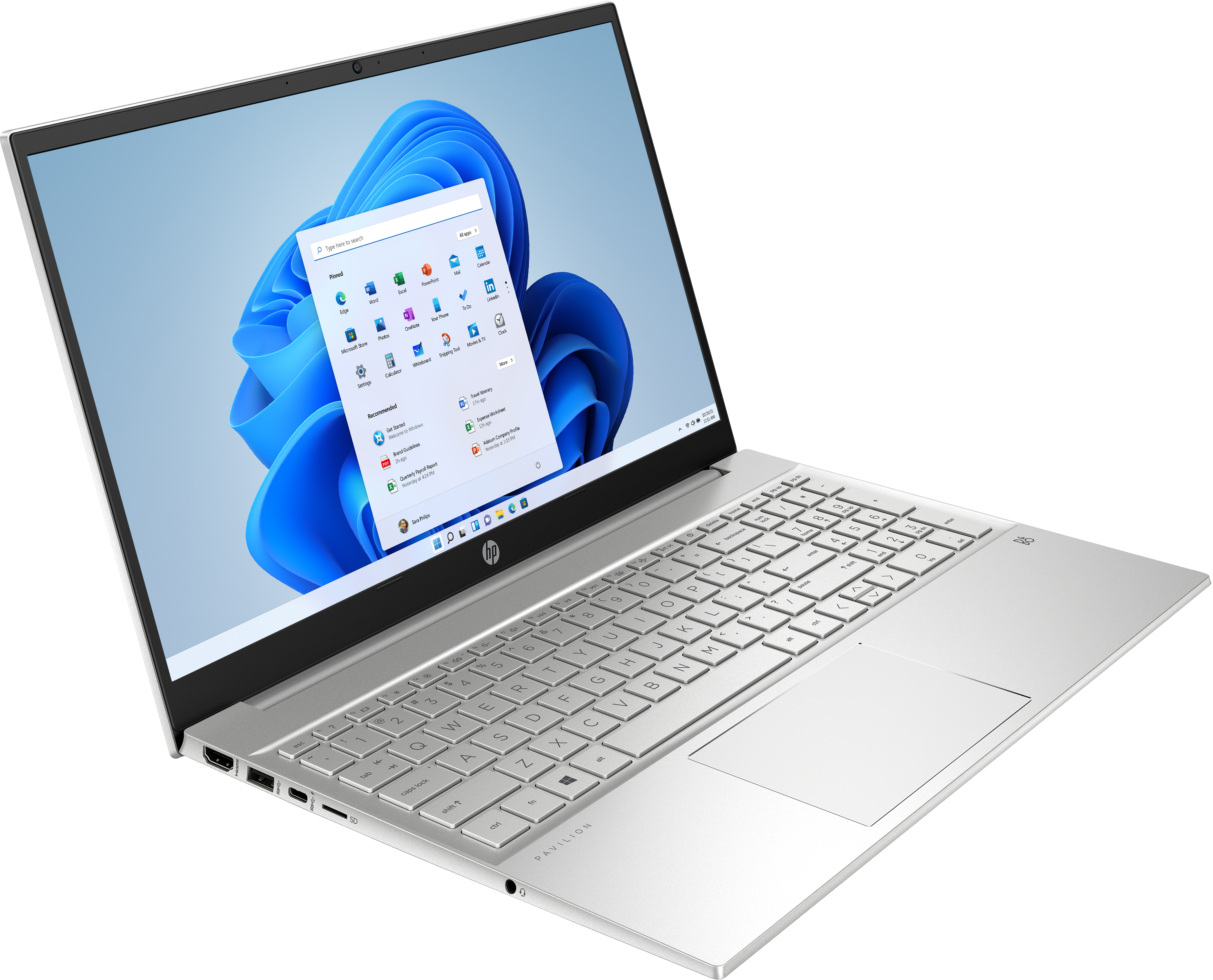 Srebrny laptop HP otwarty. Wyświetlacz pokazuje interfejs Windows 11. Klawiatura i touchpad widoczne.
