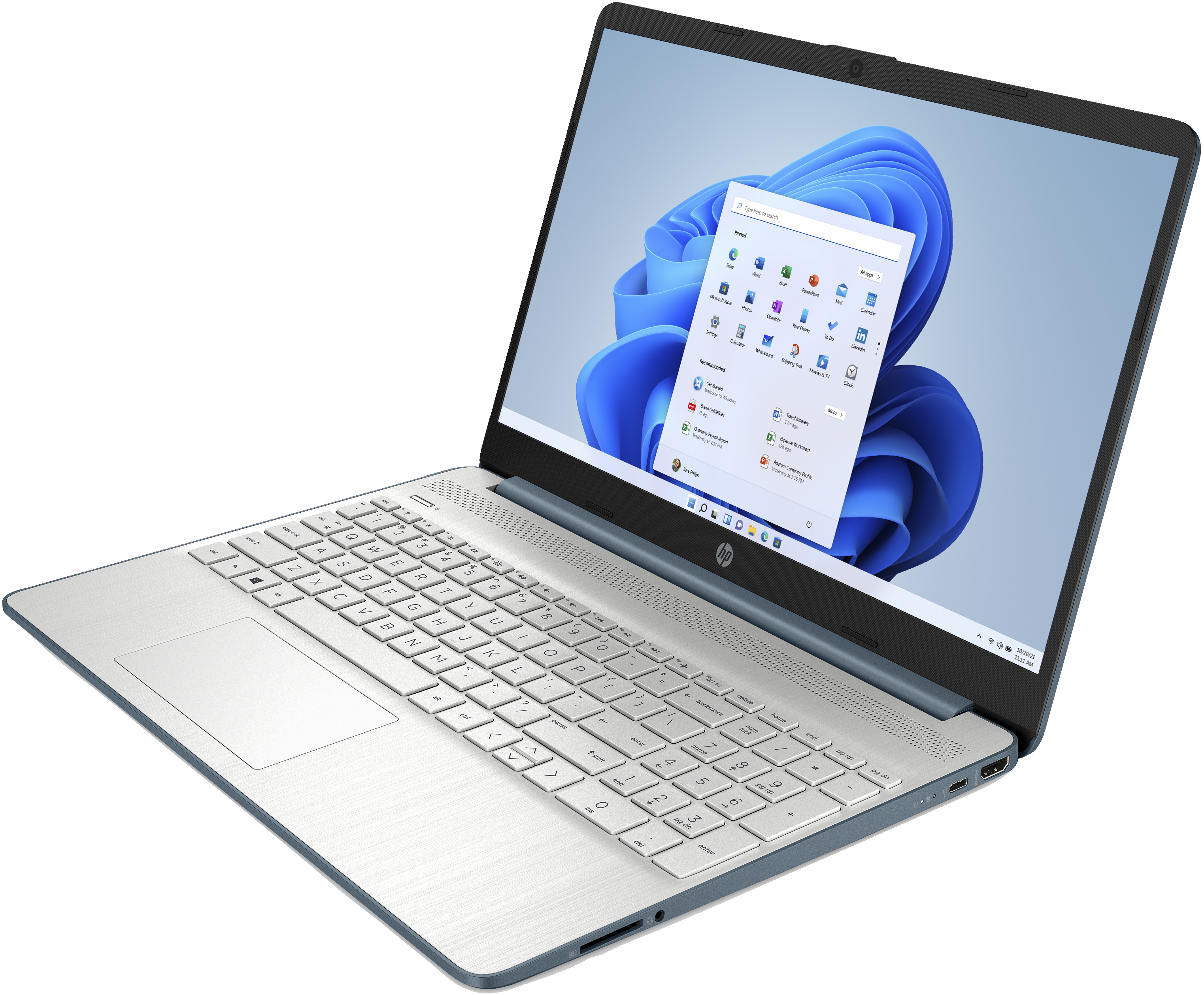 Laptop HP, otwarty, wyświetlający interfejs Windows 11 na ekranie. Na białym tle.