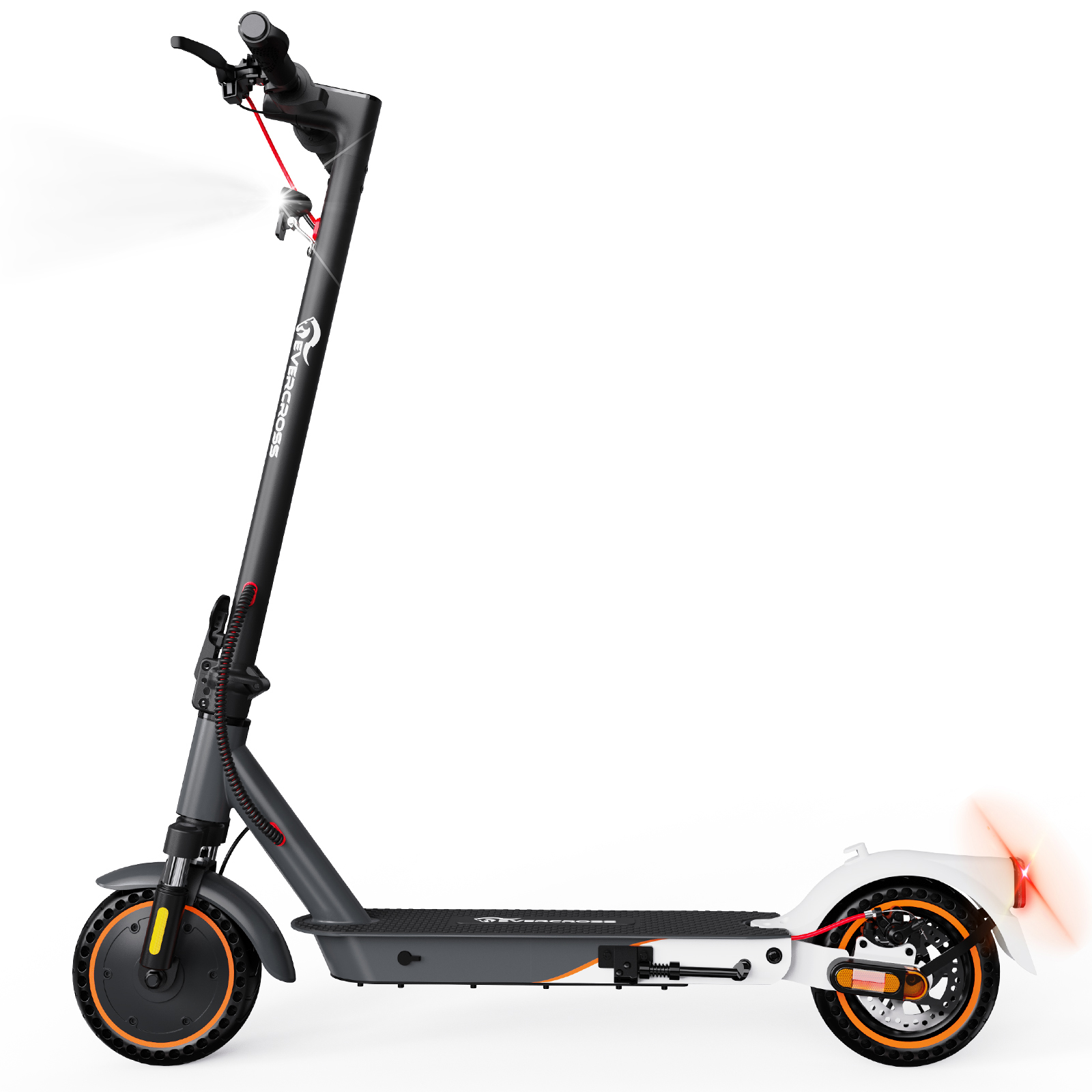 Schwarzer und grauer Elektroroller mit orangen Rädern, rotem Kabel und Lichtern. Weißer Hintergrund.