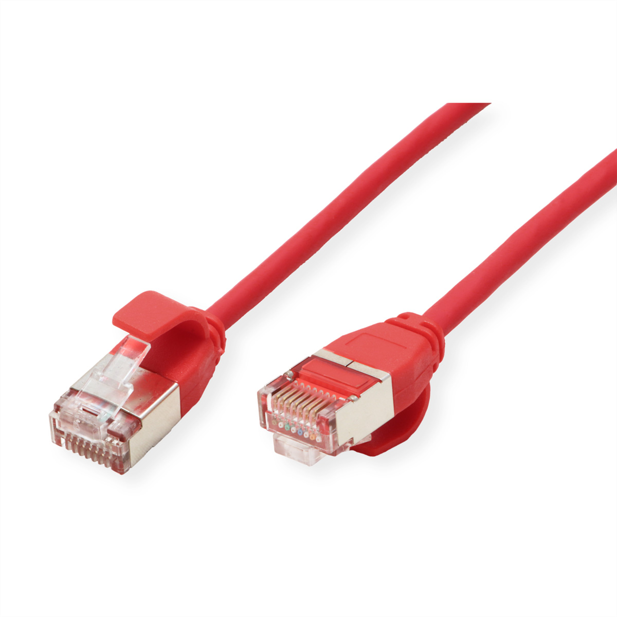 Zwei rote Ethernet-Kabel mit Steckern an jedem Ende, vor weißem Hintergrund.