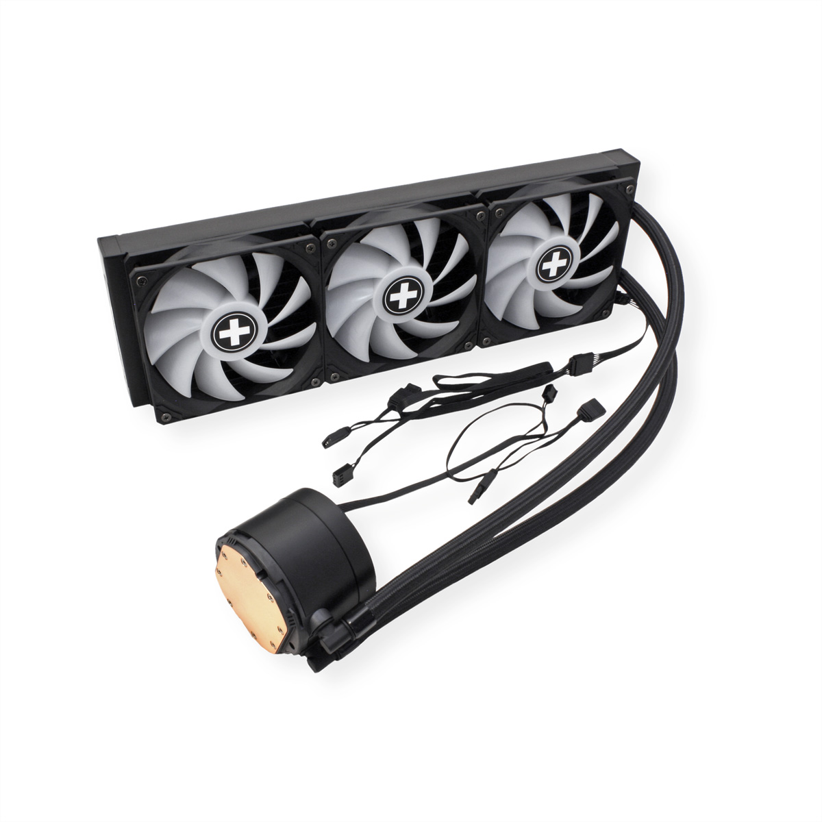 Czarny system chłodzenia komputera z trzema wentylatorami i miedzianą pompą, białe tło.