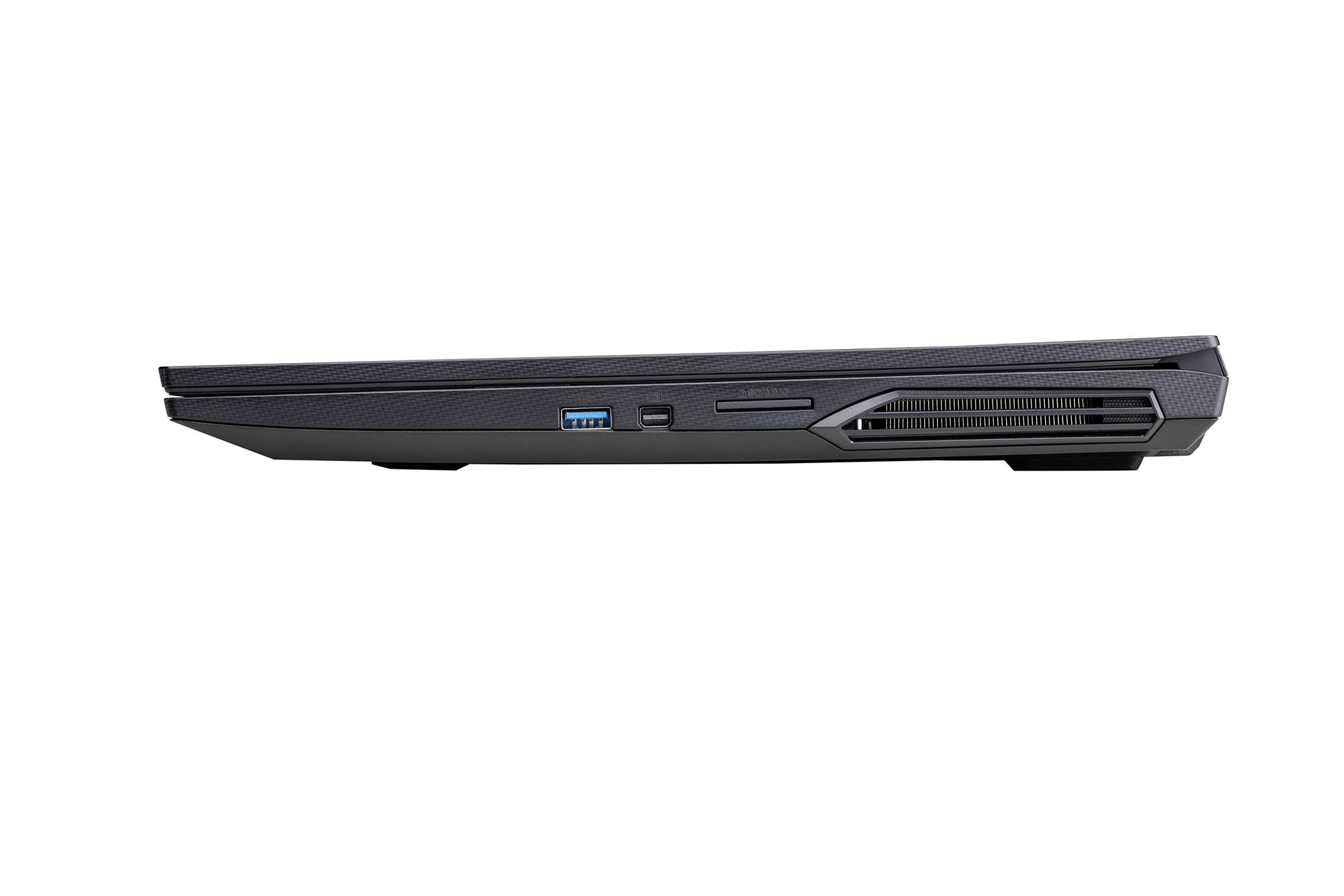 Profilo laterale del laptop nero. Porte visibili: USB, slot per schede SD e ventilazione.