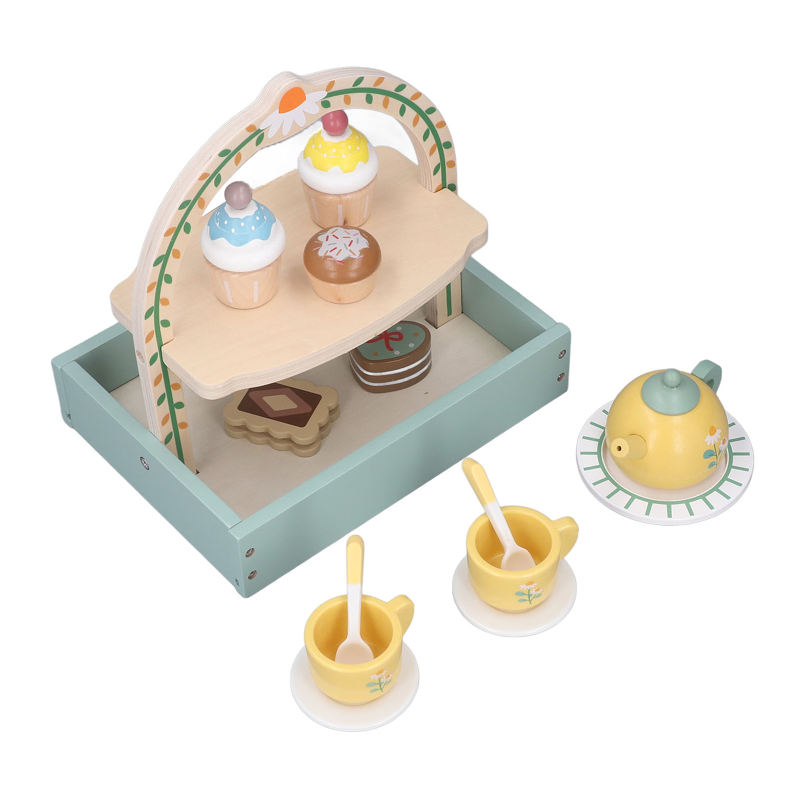 Spielzeug-Teeservice aus Holz mit Cupcakes, Teekanne, Tassen und Tablett. Weißer Hintergrund.