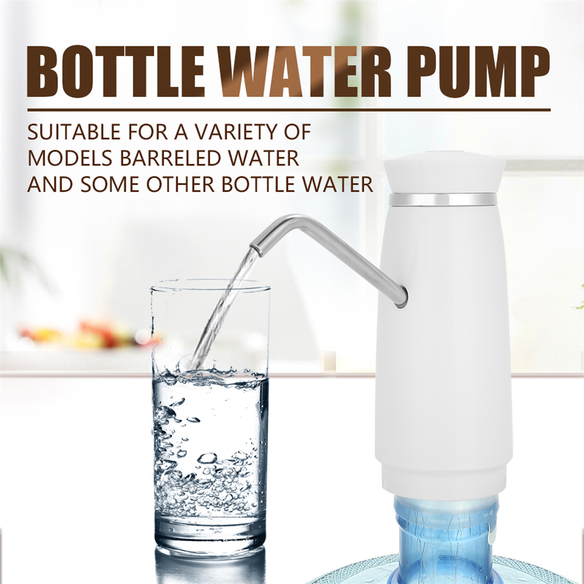 Weiße Wasserpumpe, die Wasser in ein Glas abgibt, mit Textüberlagerung.