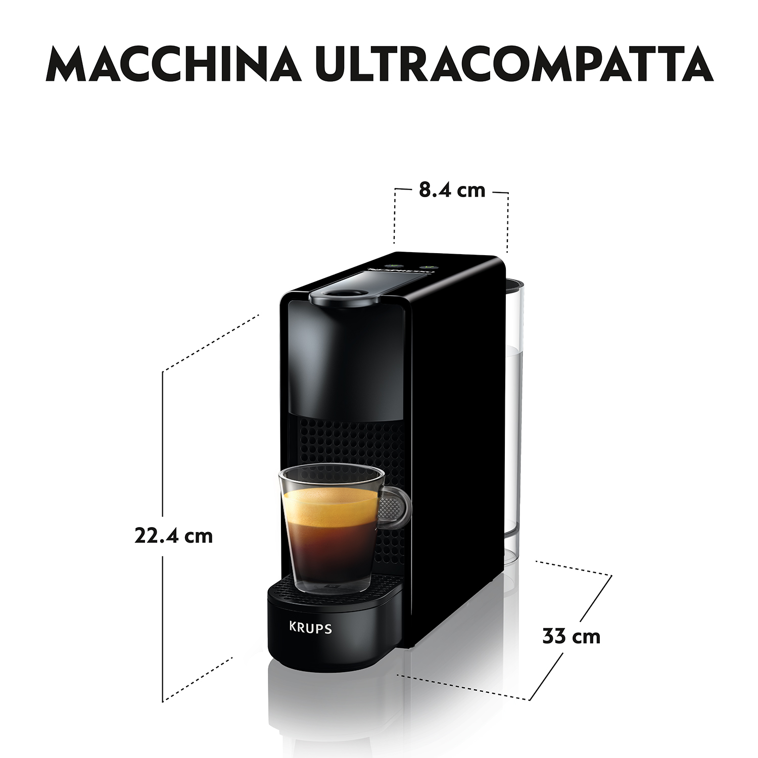 Schwarze Krups Espressomaschine mit einem Glas Espresso. Abmessungen sind angegeben. Weißer Hintergrund.