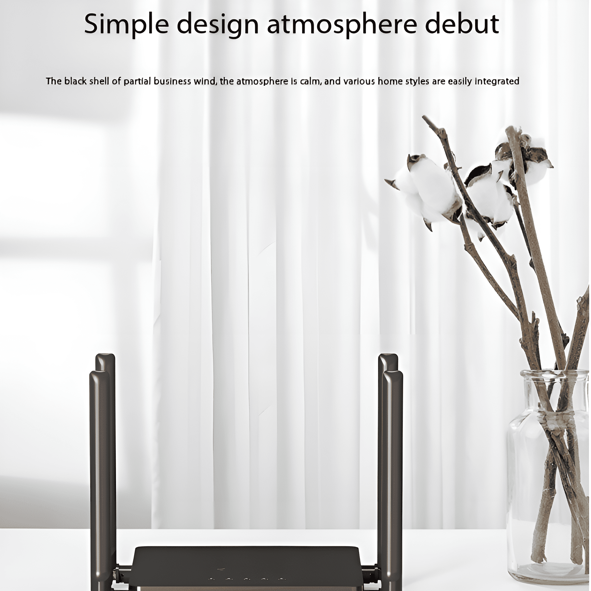 Router mit Antennen und eine Vase mit einem Blumenarrangement auf einem weißen Tisch. Weißer Vorhang.
