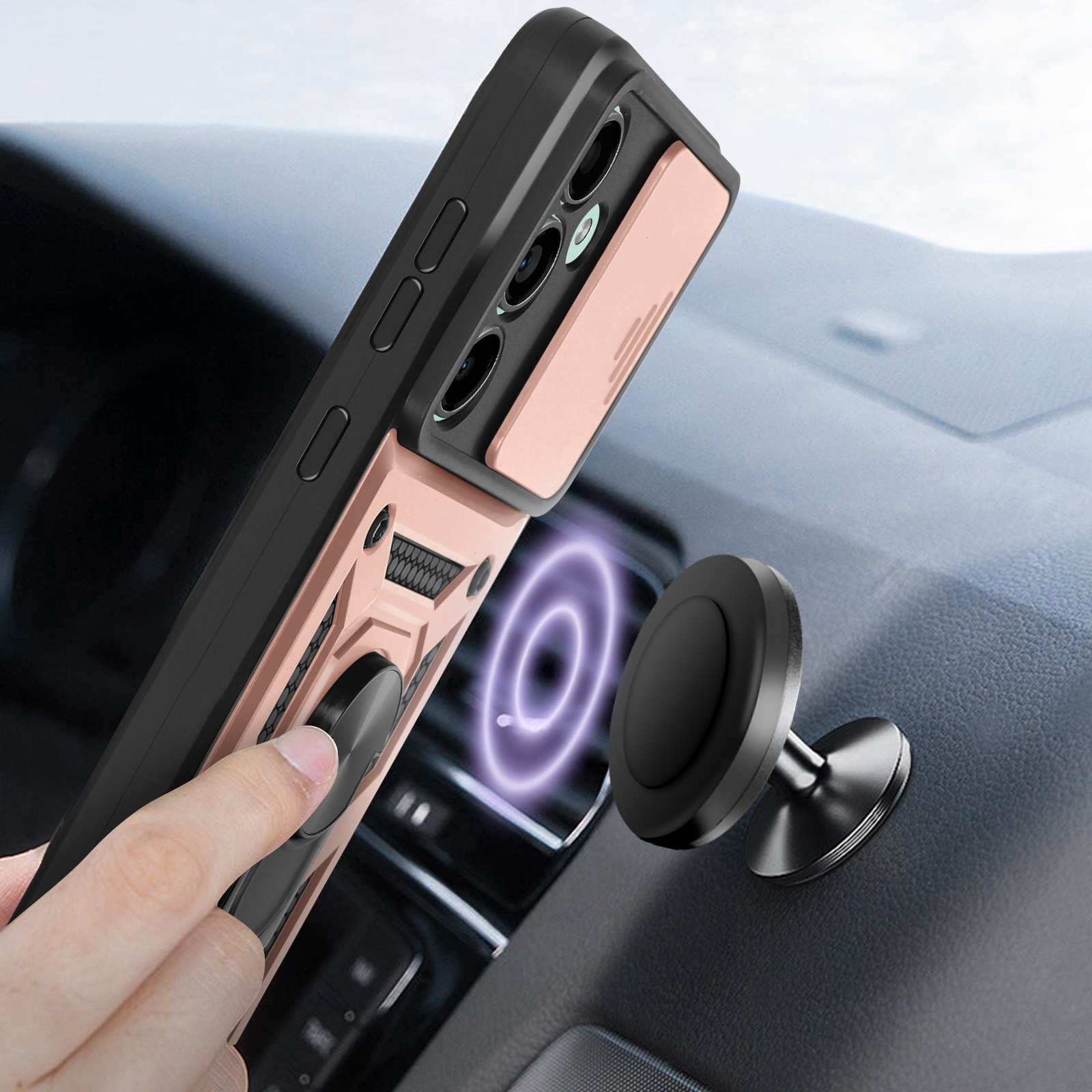 Custodia per telefono e supporto per auto. La custodia è nera e rosa. Il supporto è nero e attaccato al cruscotto.