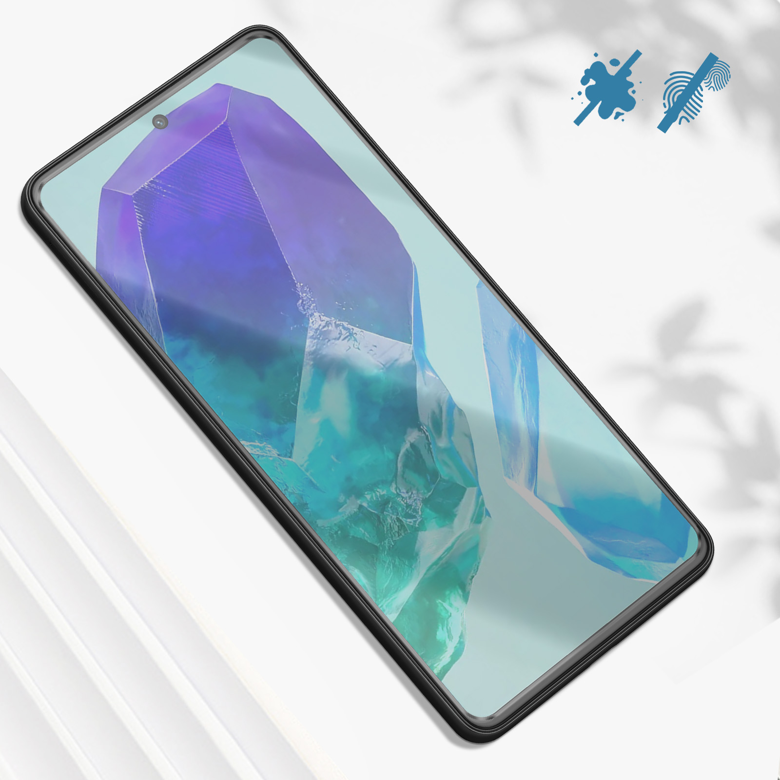 Uno smartphone nero con un display colorato, con simboli che indicano le funzioni anti-impronta e antimacchia.
