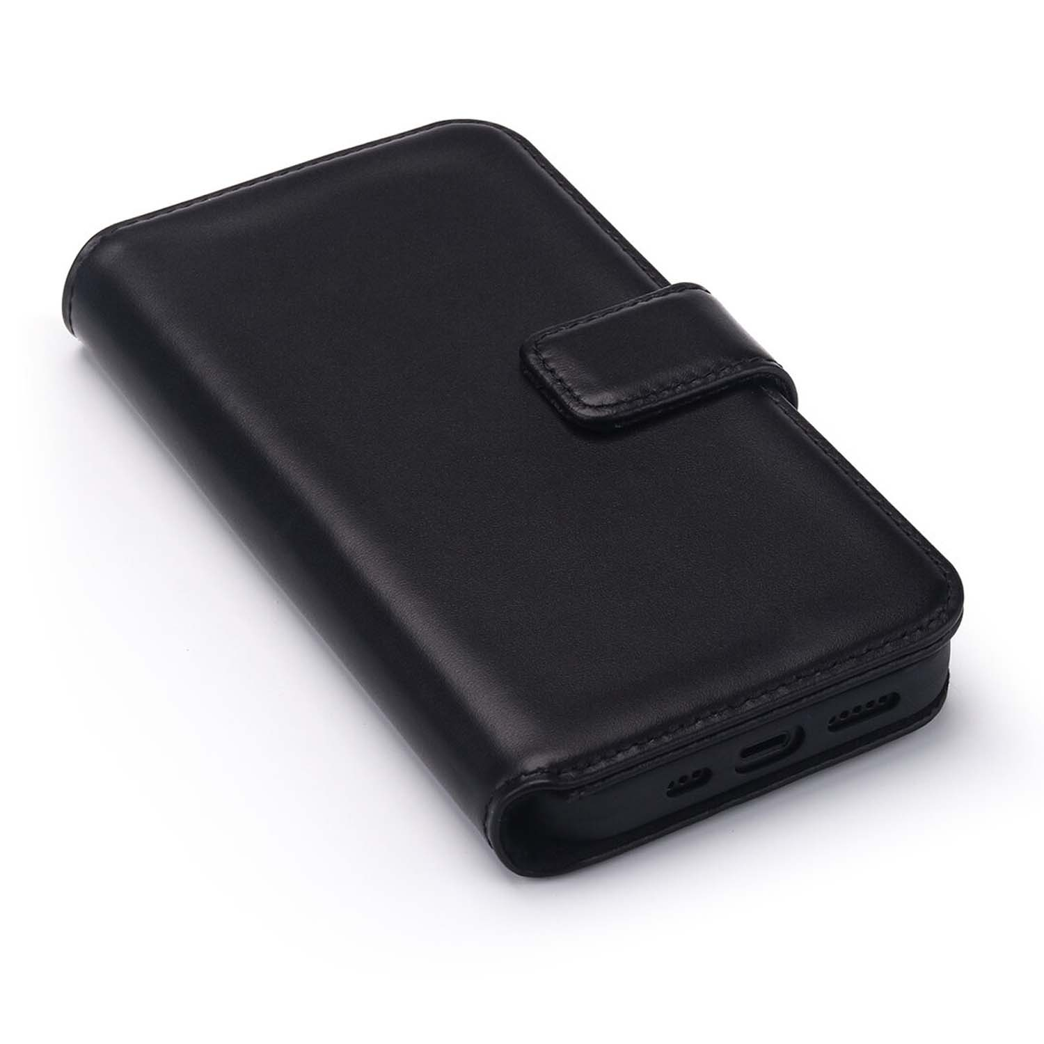 Coque de téléphone noire fermée avec fermeture magnétique. Vue de dessus. Fond blanc.