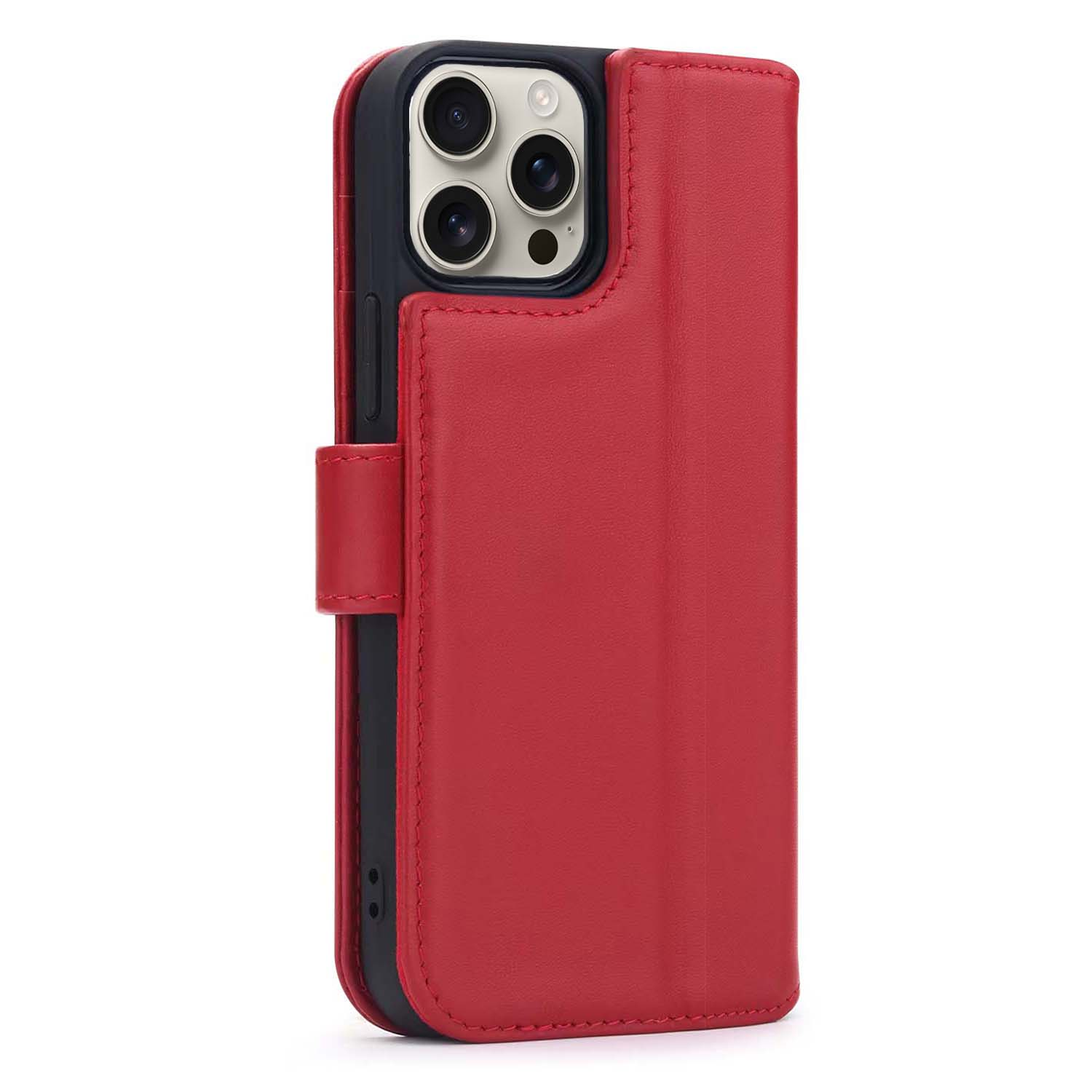 Étui de téléphone en cuir rouge ouvert, révélant un téléphone. Fond blanc.