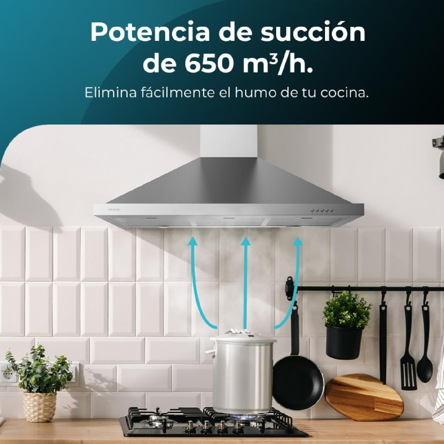 Campana extractora con texto y flechas que apuntan a una olla. Fondo: pared de azulejos blancos.