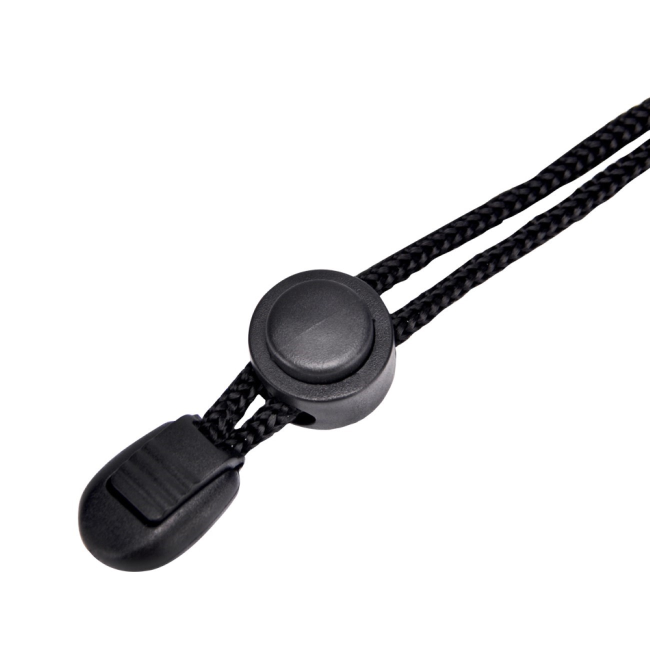 Schwarze Kordel mit schwarzem Knopf und schwarzem Verschluss. Weißer Hintergrund.