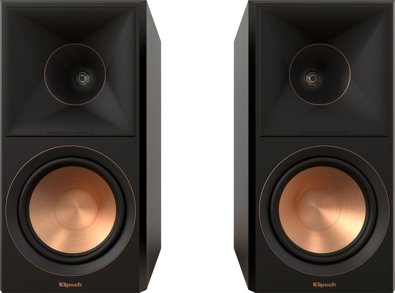 Twee zwarte Klipsch-luidsprekers met koperen woofers, op een witte achtergrond.