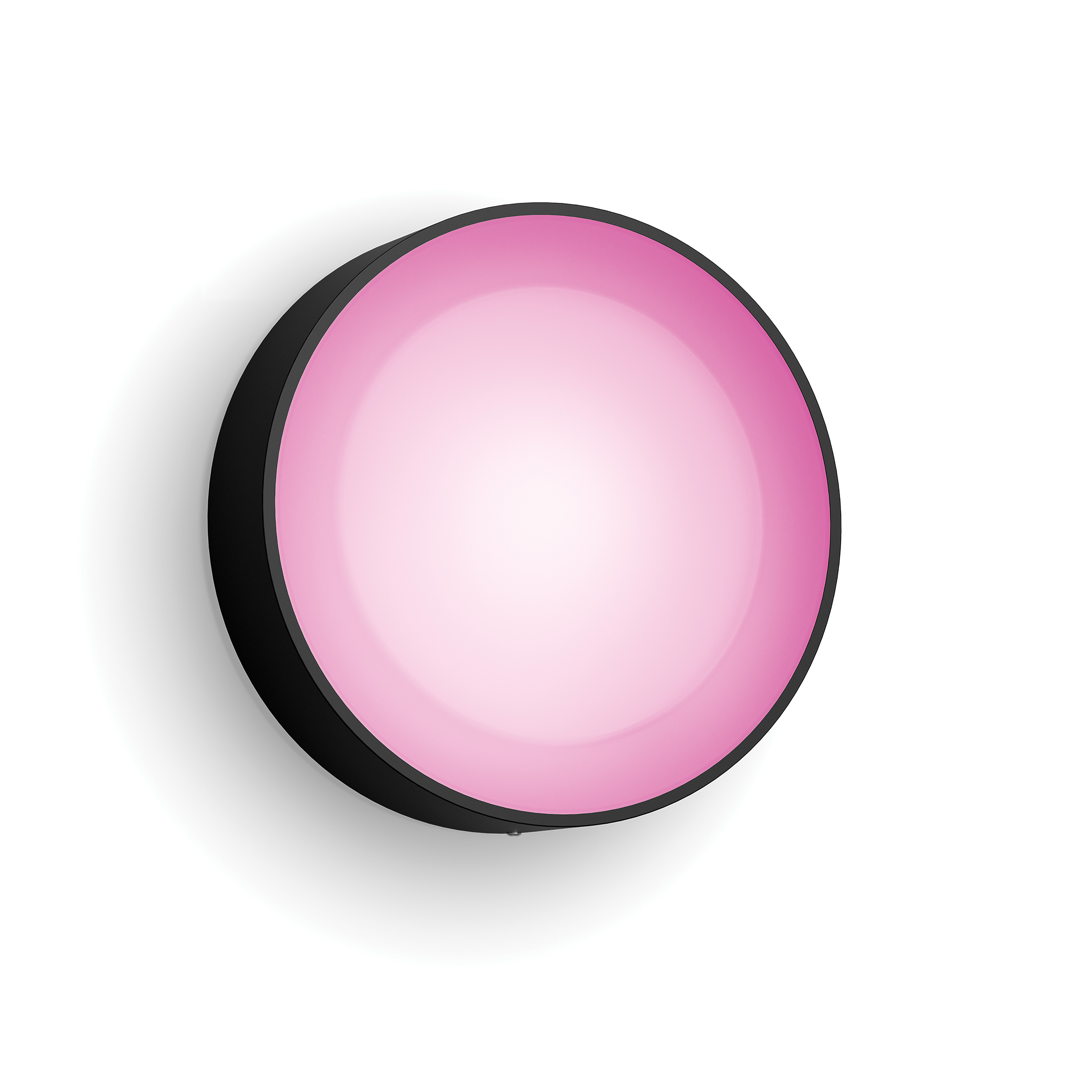 Een ronde, zwarte wandlamp met roze verlichting.