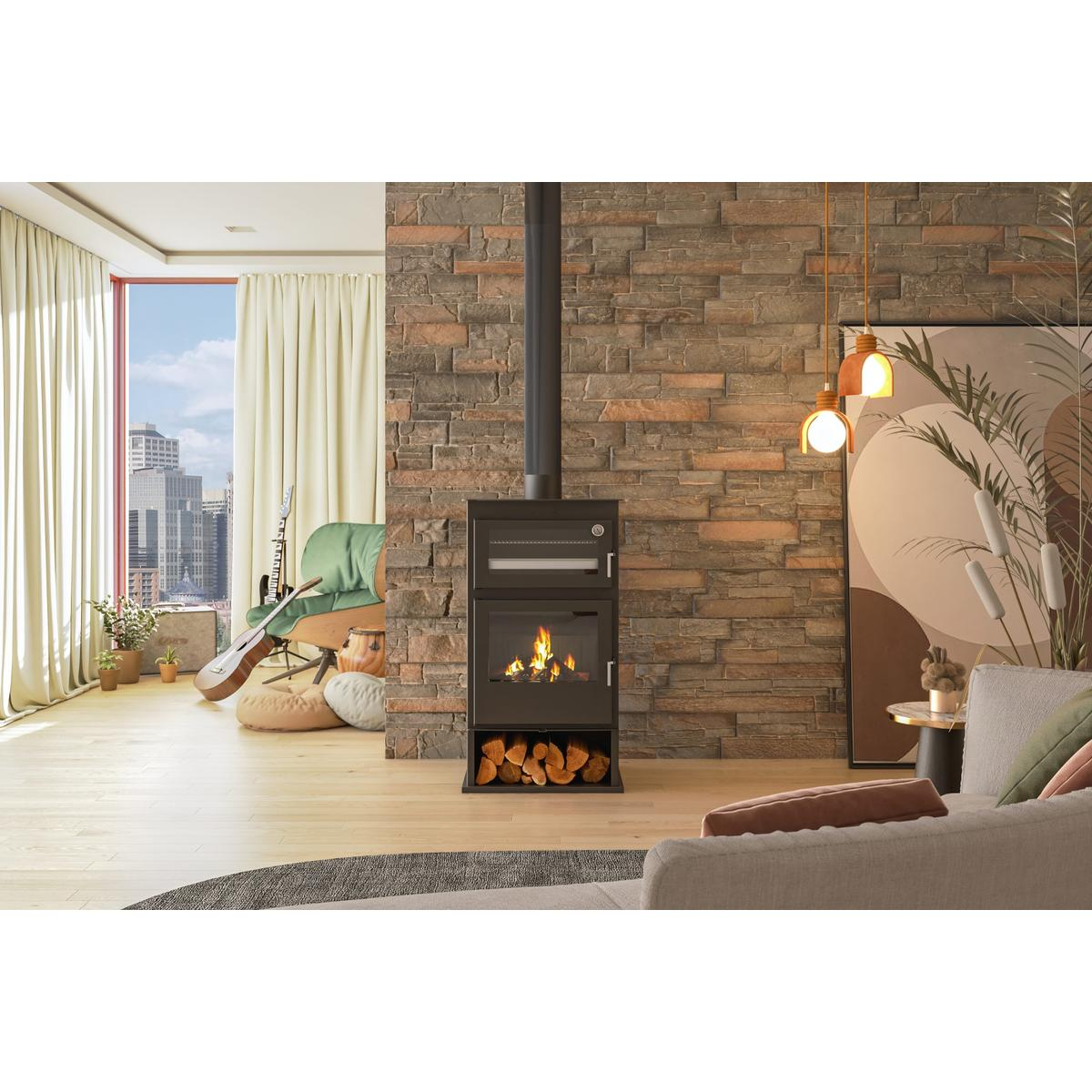 Una chimenea con fuego, en una sala de estar con pared de ladrillo, ventana y decoraciones.
