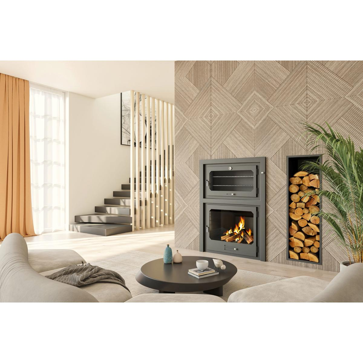 Un salón moderno con chimenea, leña y una escalera al fondo.