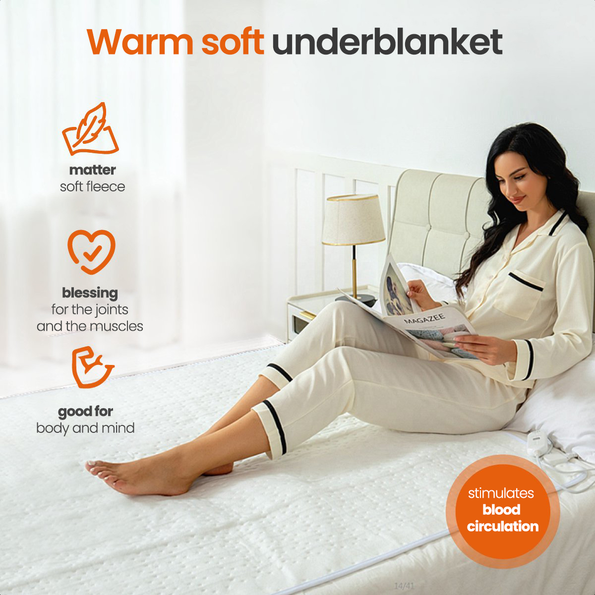 Vrouw op bed met onderdeken, leest een tijdschrift.
