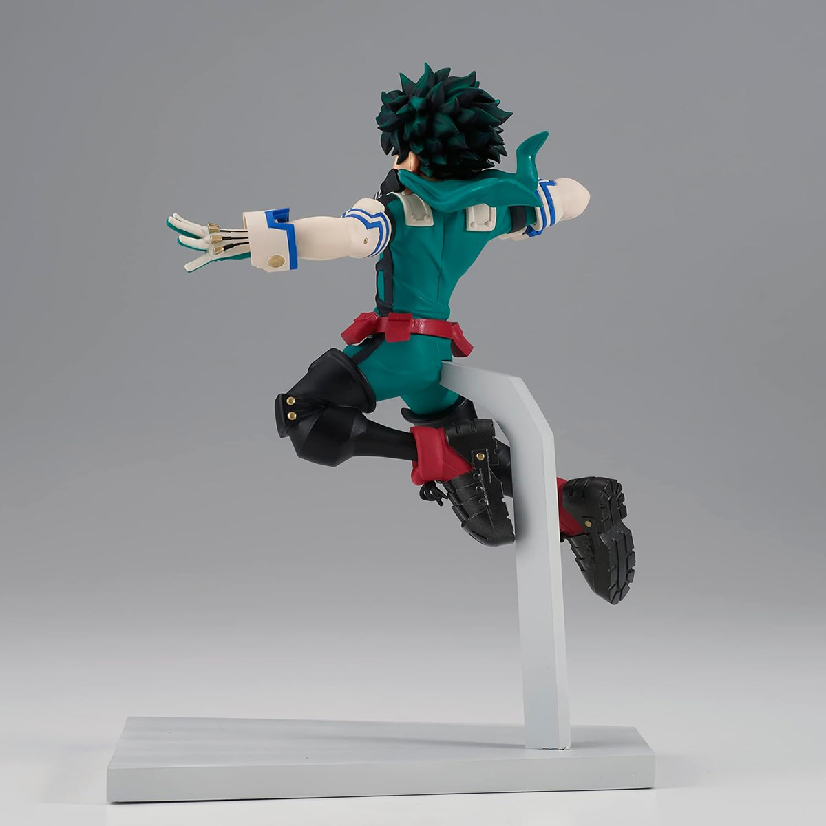 My Hero Academia Figur einer Figur in dynamischer Pose.