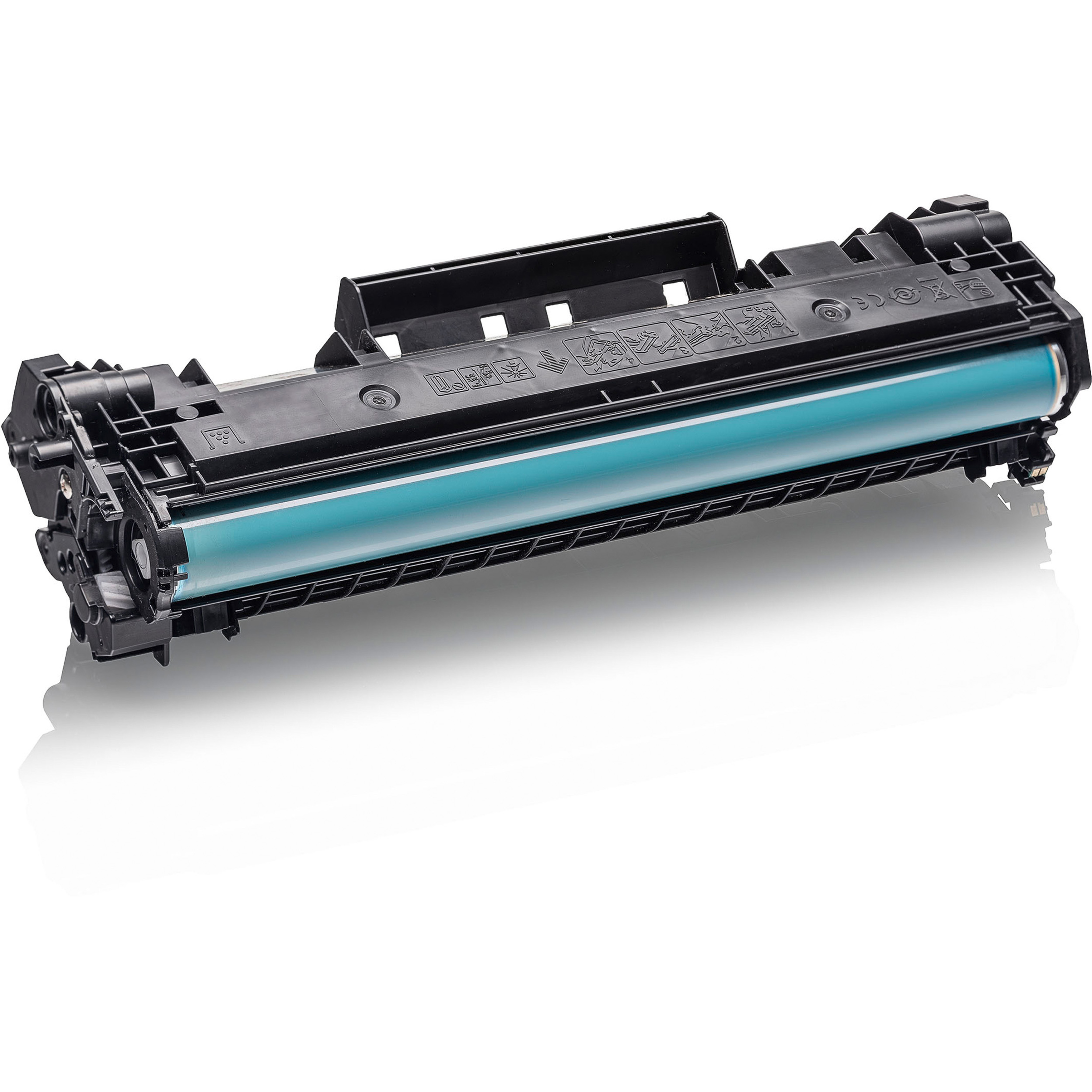 Czarny wkład z tonerem z niebieskim bębnem w środku. Wkład leży na białej powierzchni.