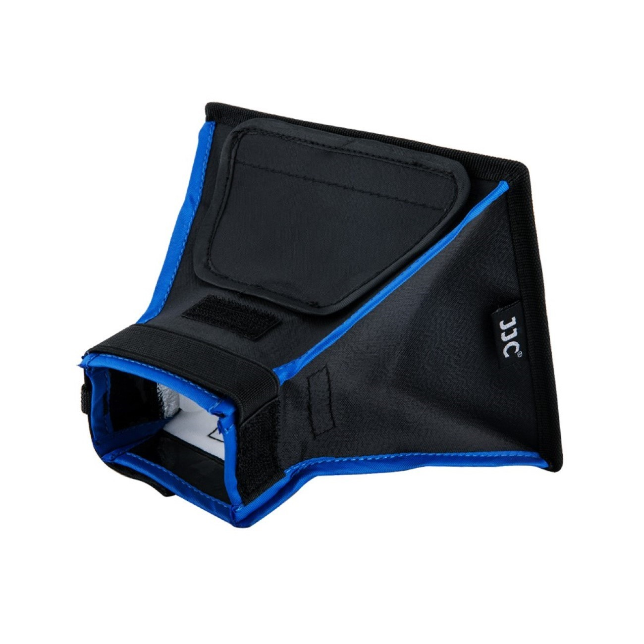 Schwarz-blauer Blitzdiffusor für Kamera, gewinkelt, mit Klettverschluss und schwarzem Gurt.
