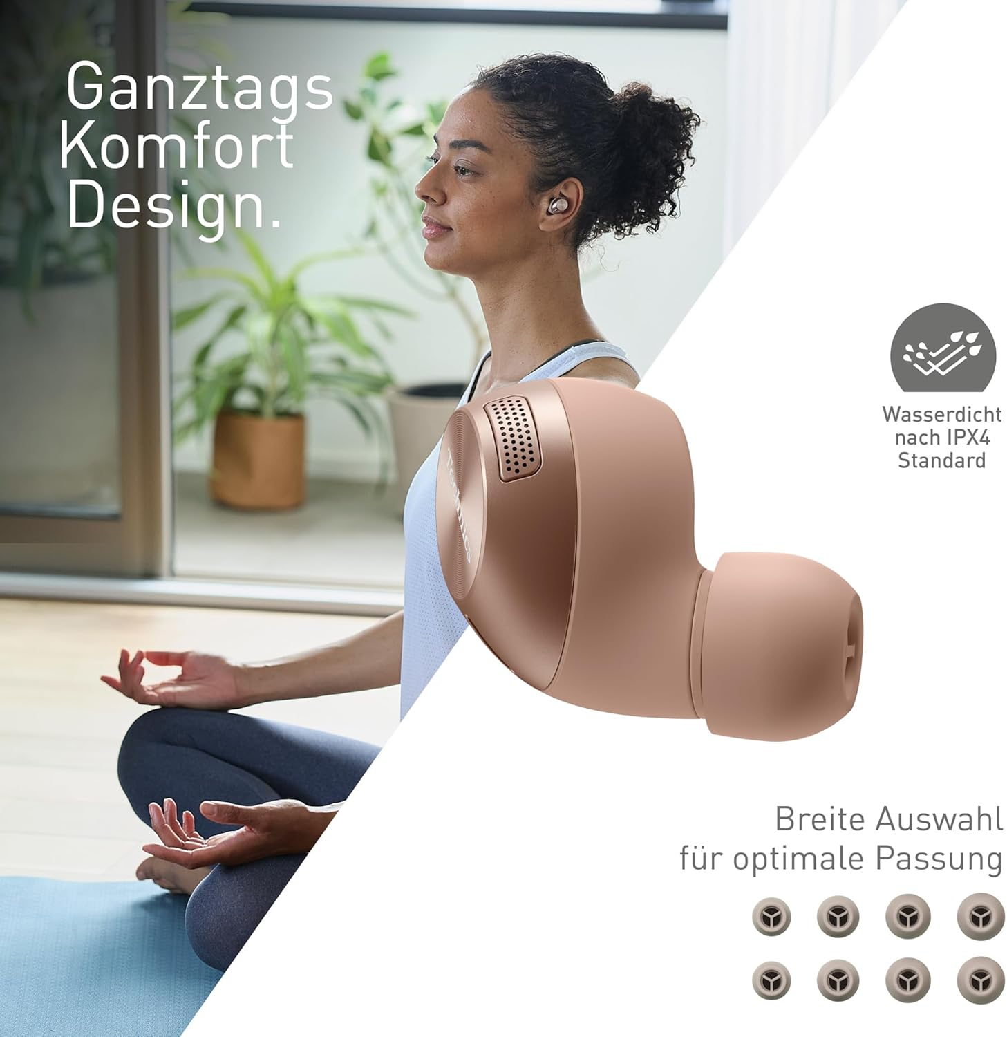 Frau in Activewear, mit Ohrhörer. Text über Komfort und große Auswahl an Spitzen sichtbar.