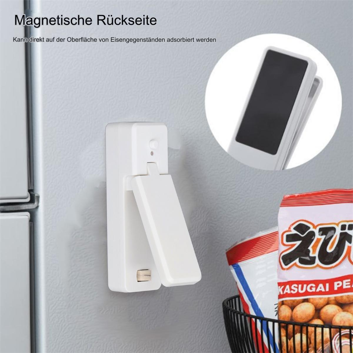 Weißes Gerät am Kühlschrank, offen, mit Text, und Essen im Korb.