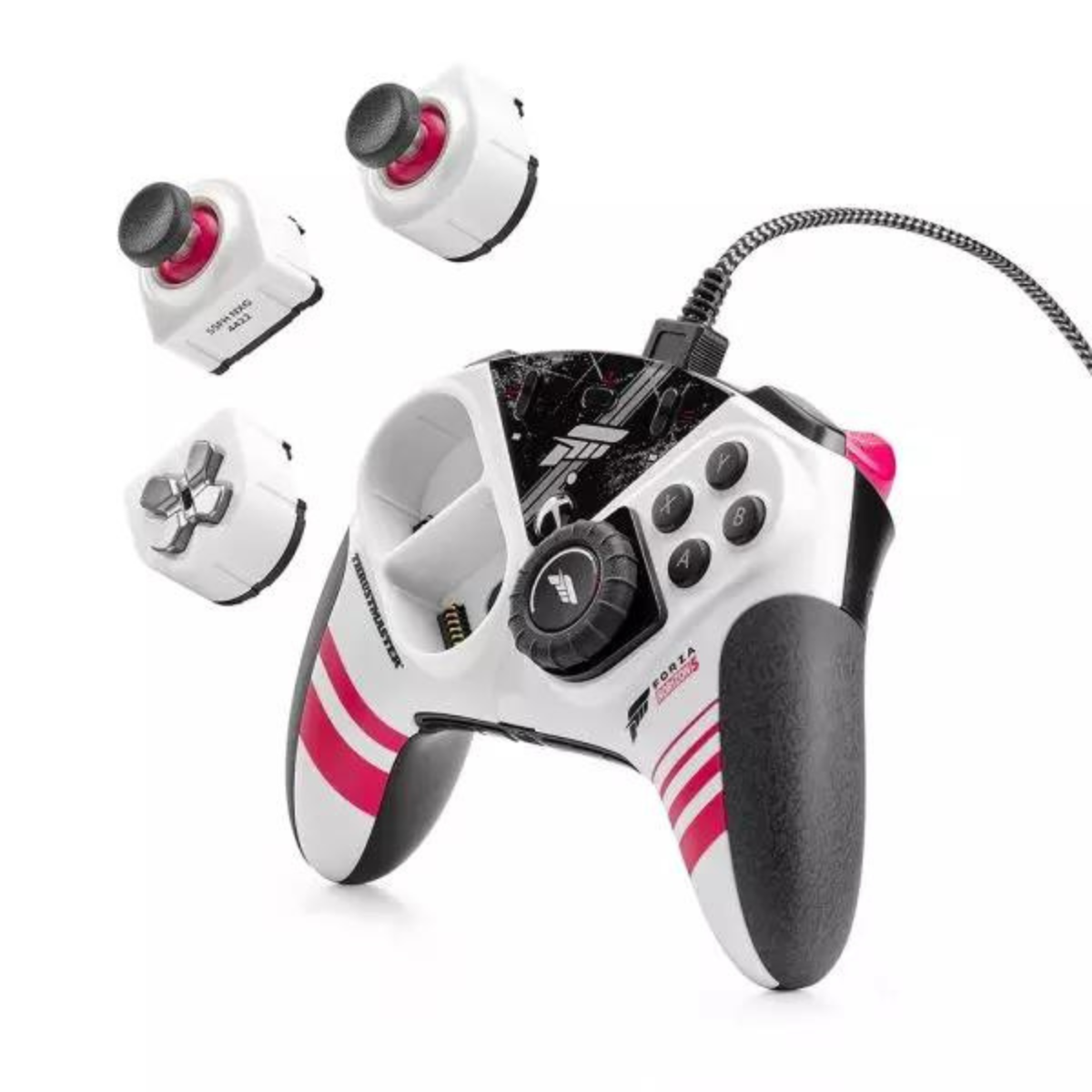 Controlador de juegos con componentes desmontables. Combinación de colores blanco, negro y rojo. Conexión por cable.