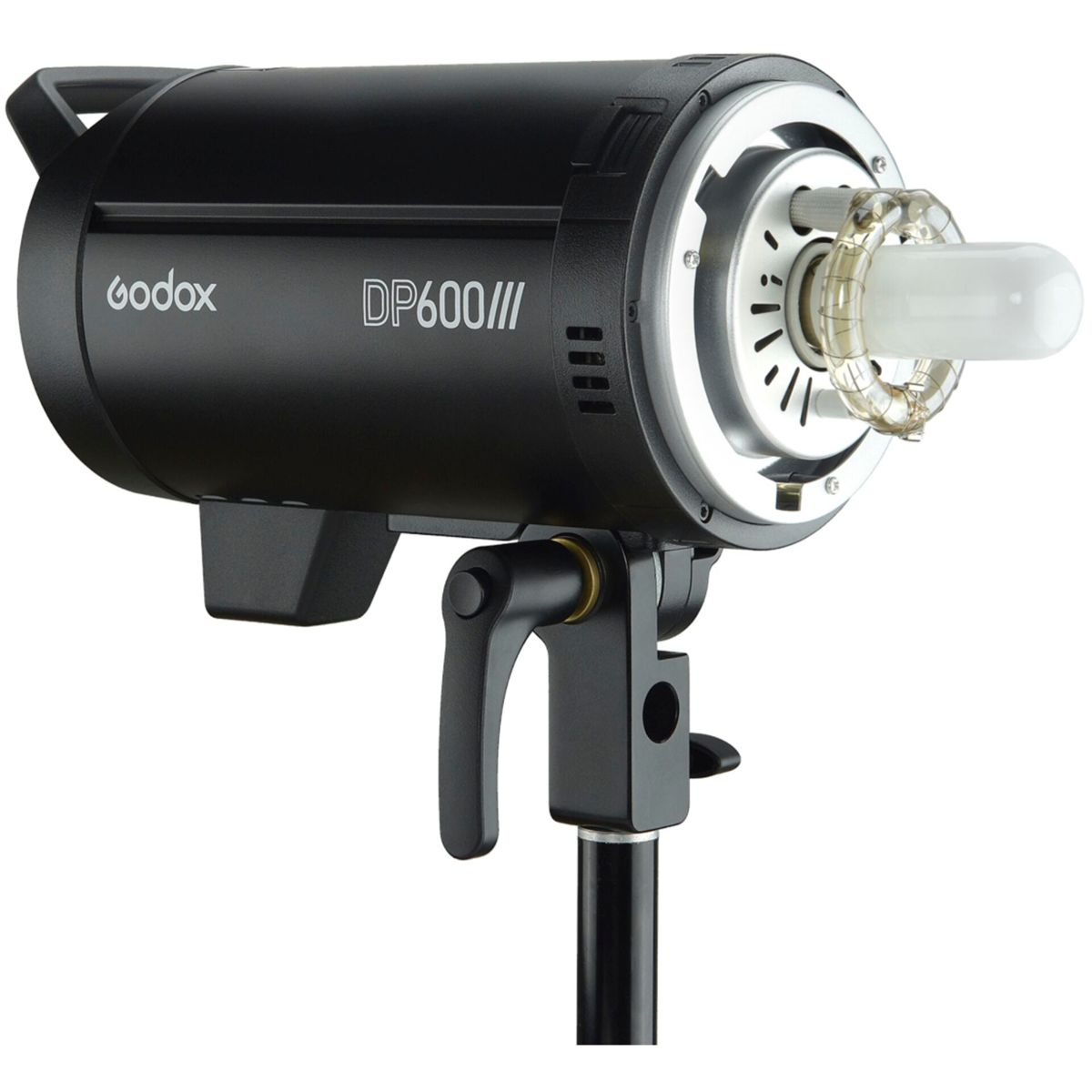 Flash de studio noir avec la marque Godox, monté sur un pied, fond blanc.