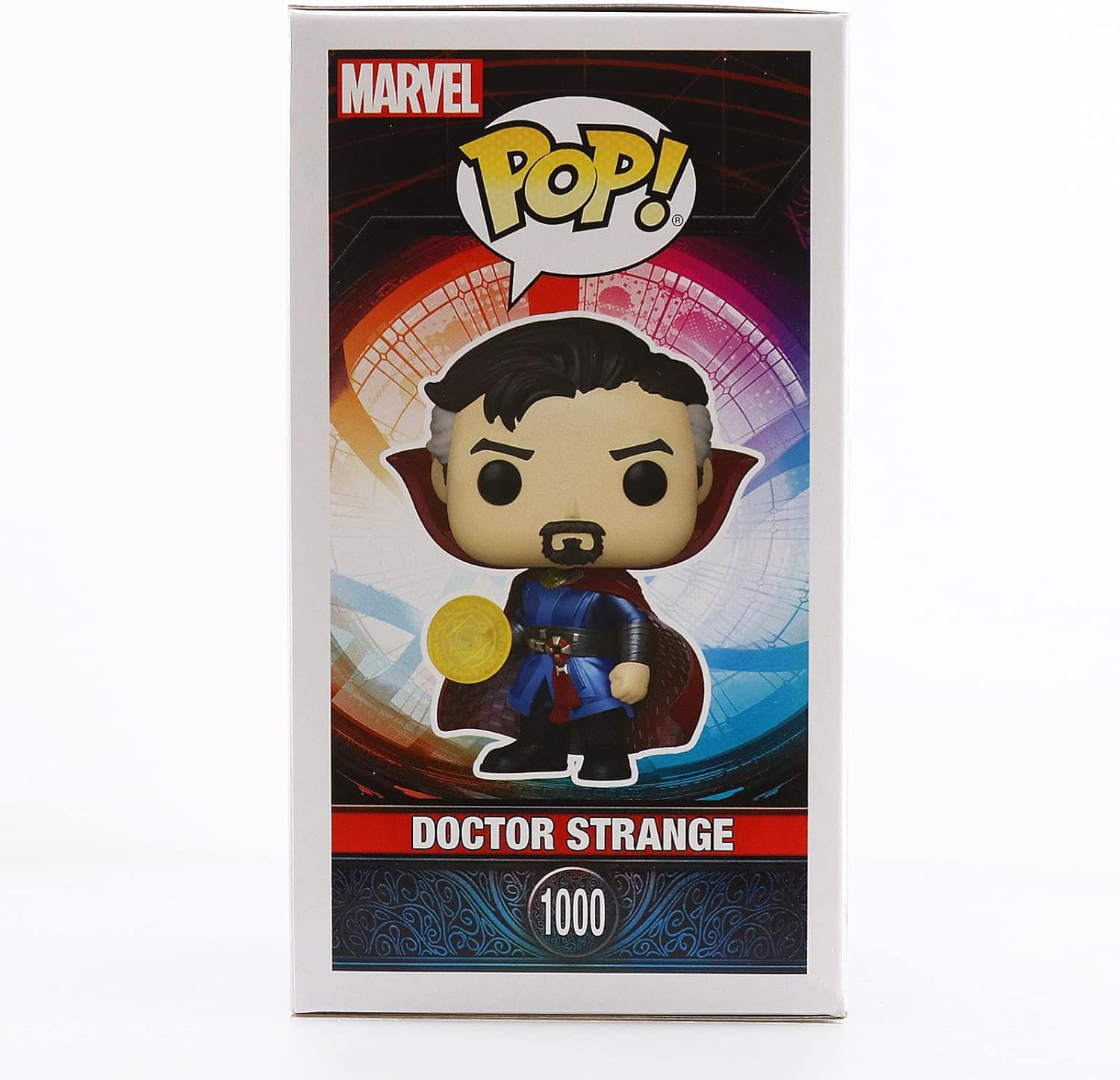 Figura Funko Pop di Doctor Strange in una scatola, con un abito blu e un mantello rosso.