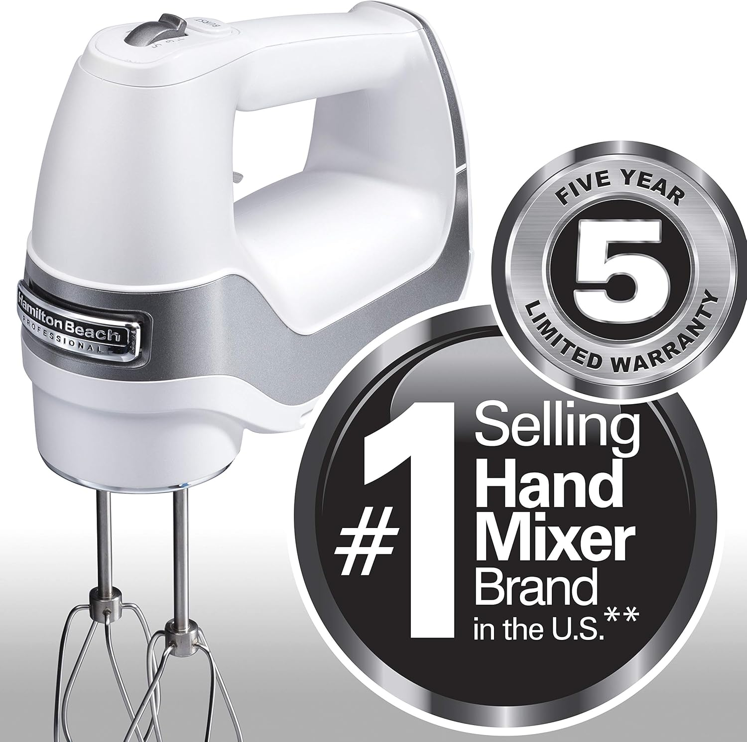Weißer Handmixer mit silbernem Akzent. Ein Abzeichen besagt "#1 meistverkaufte Handmixermarke in den USA."