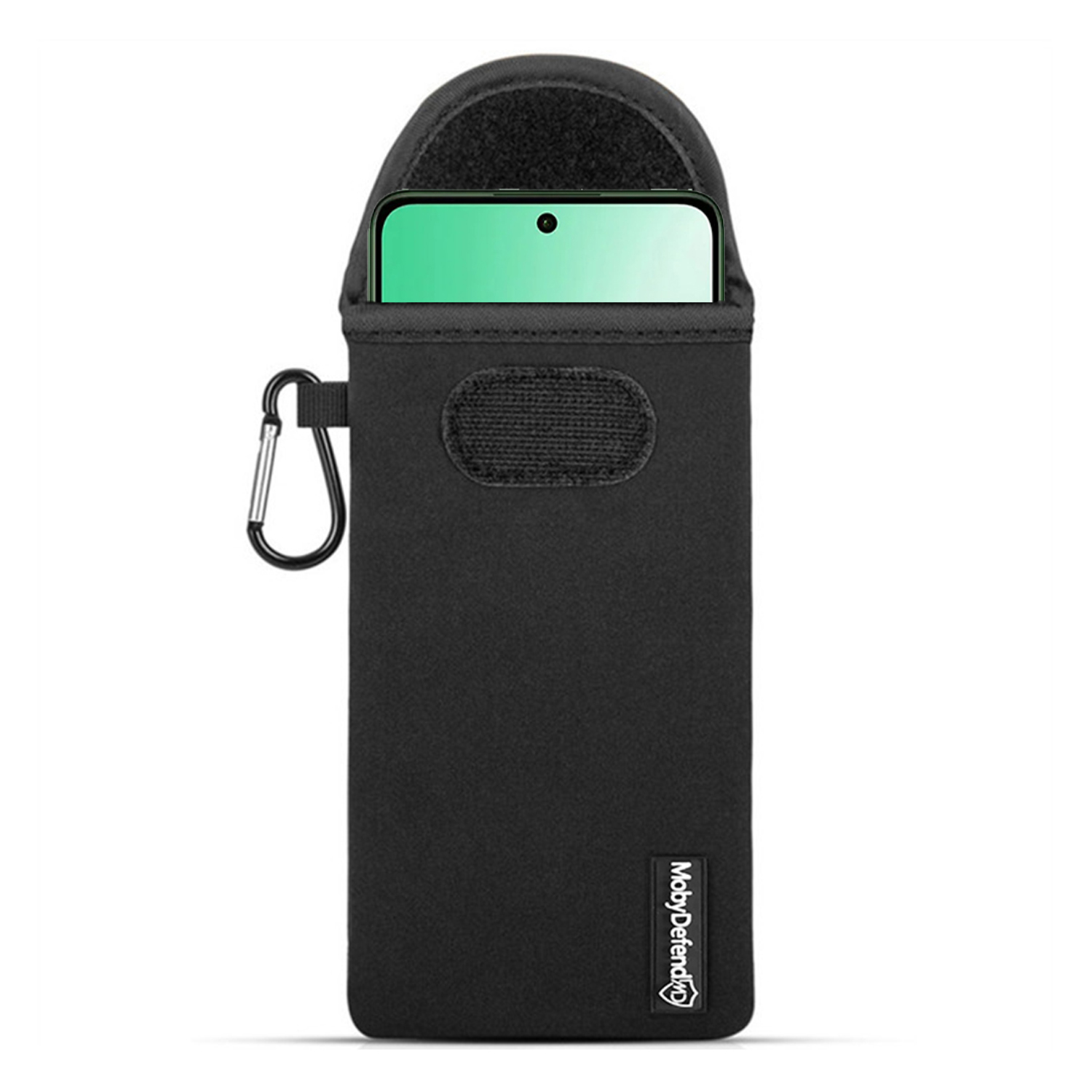 Zwarte telefoonsleeve met zilveren karabijnhaak. Telefoon is erin zichtbaar.