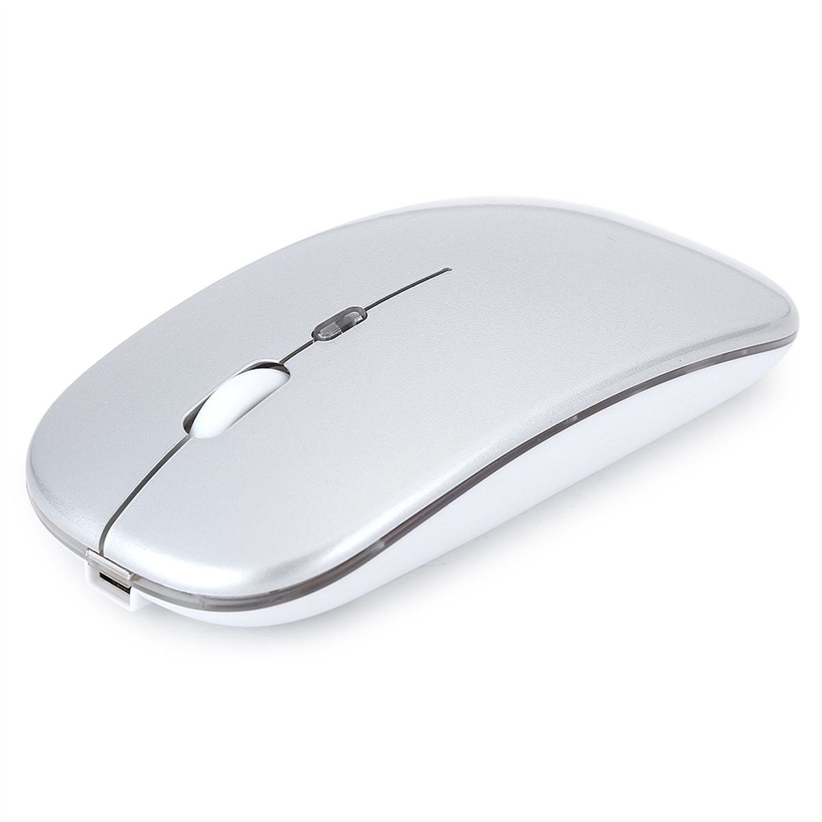Silberne kabellose Maus auf weißem Hintergrund. Die Maus hat ein Scrollrad und einen USB-Anschluss.
