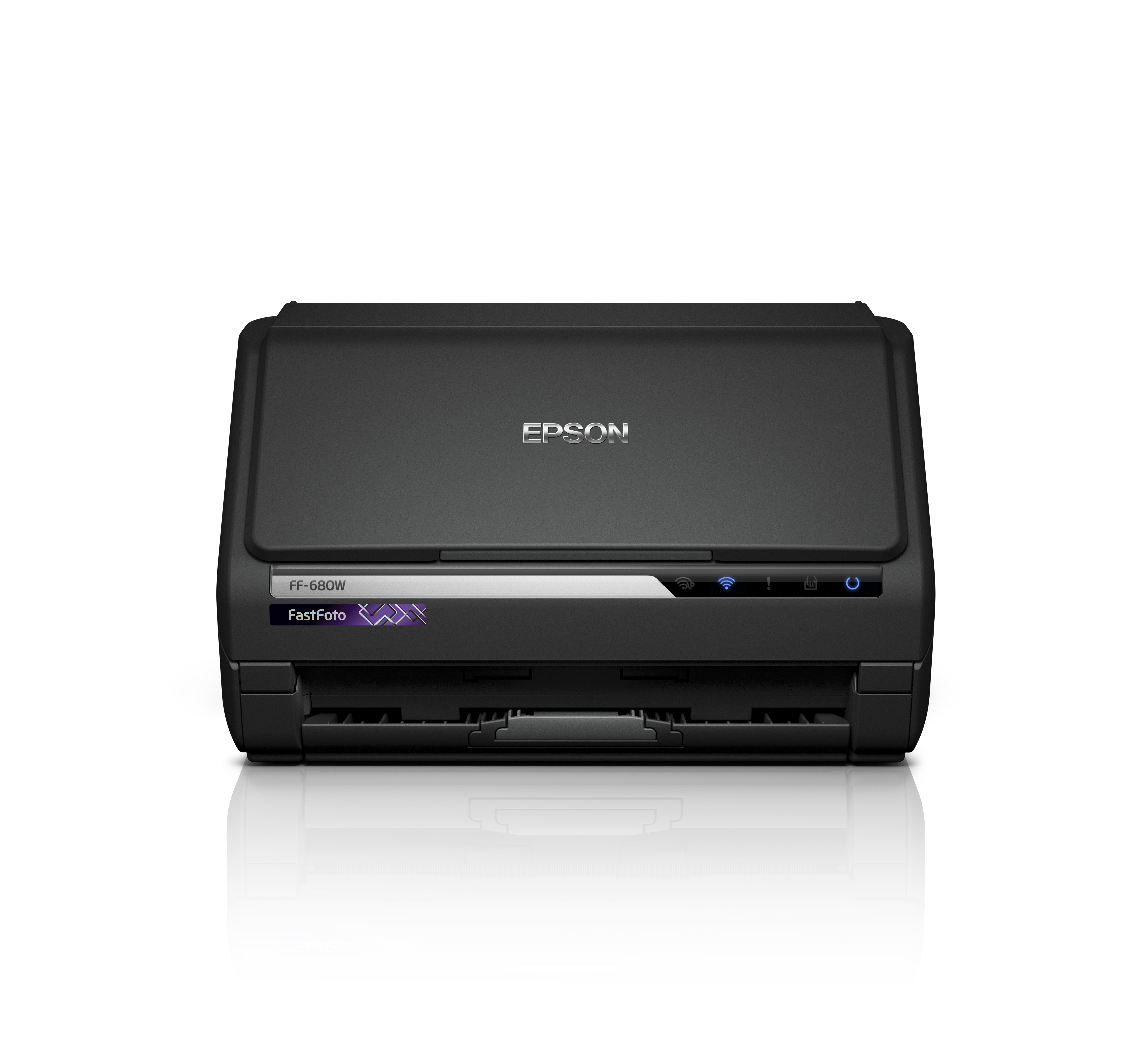 Schwarzer Epson-Scanner, geschlossen, auf weißem Hintergrund mit Reflexion.