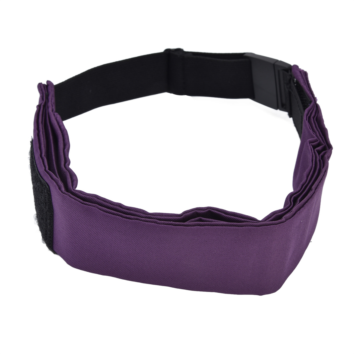 Lila Stoffband mit schwarzem Klettverschluss, um den Kopf getragen.