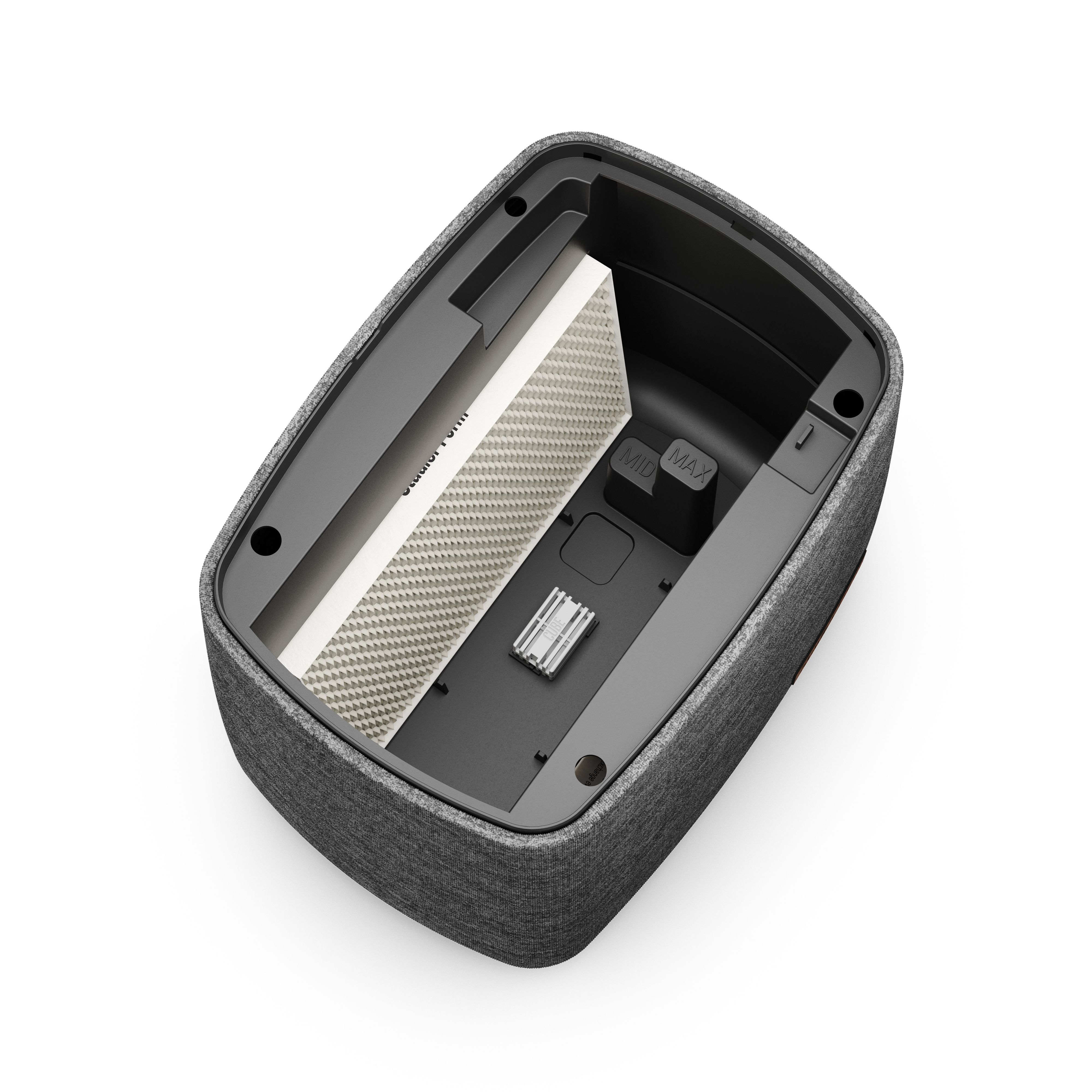 Un purificatore d'aria aperto. Il filtro è visibile all'interno. Il dispositivo è grigio e ha una forma rettangolare.
