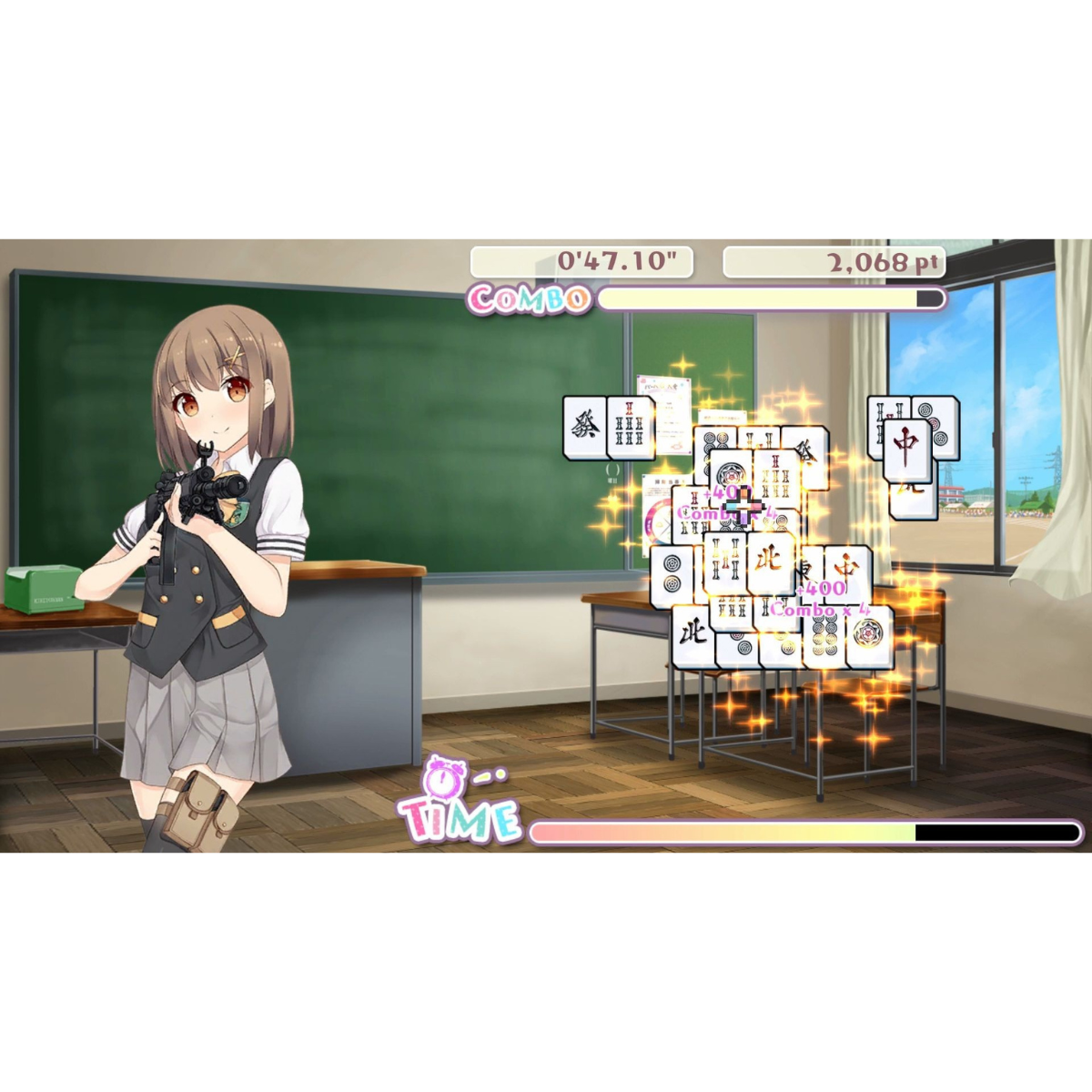 Un personaje de anime sostiene una pistola de juguete. Se muestra una interfaz de juego con fichas de mahjong y texto.
