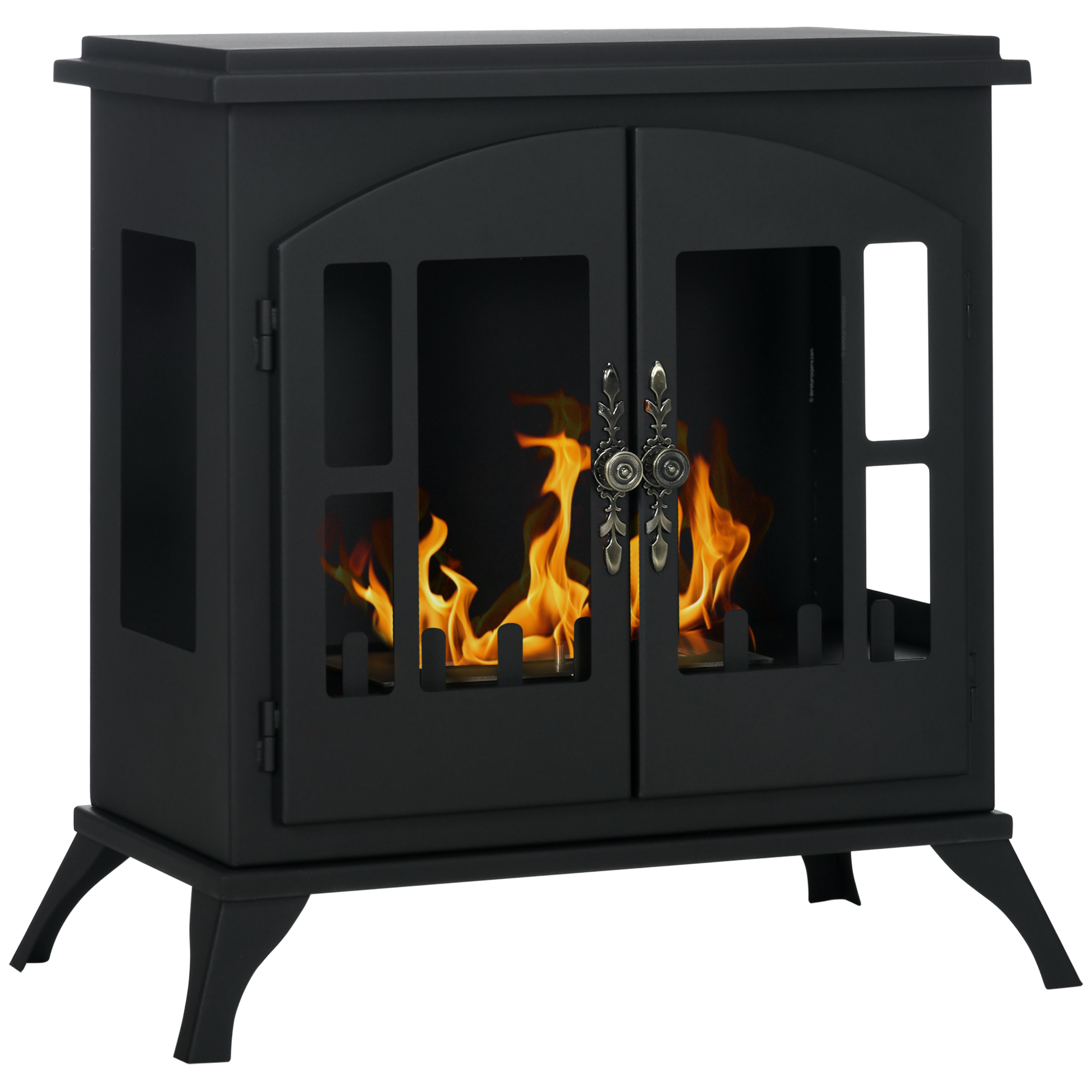 Un camino nero con un design decorativo, con fiamme visibili dietro porte di vetro. Il fuoco è acceso.